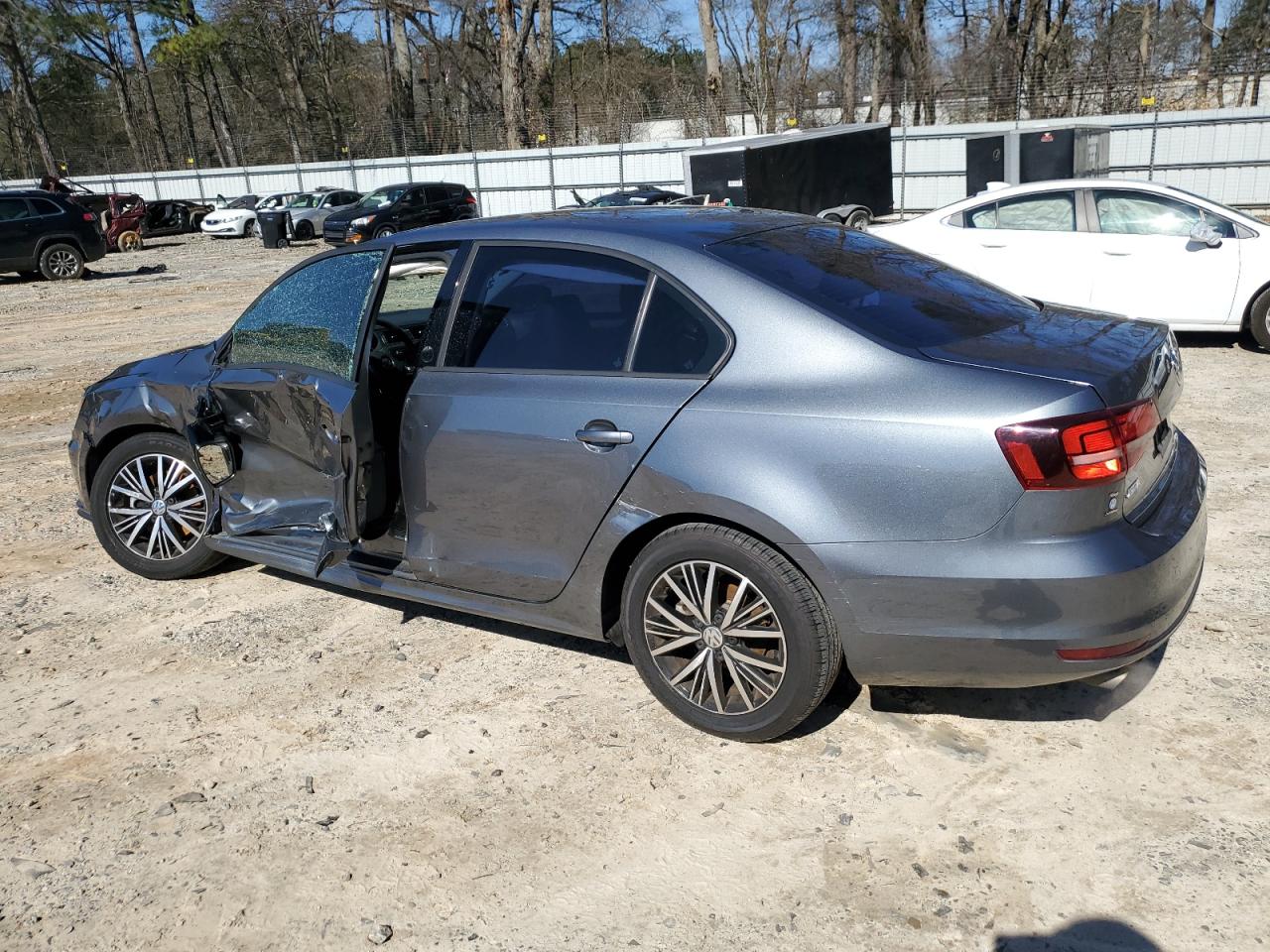 2018 Volkswagen Jetta - Image 2