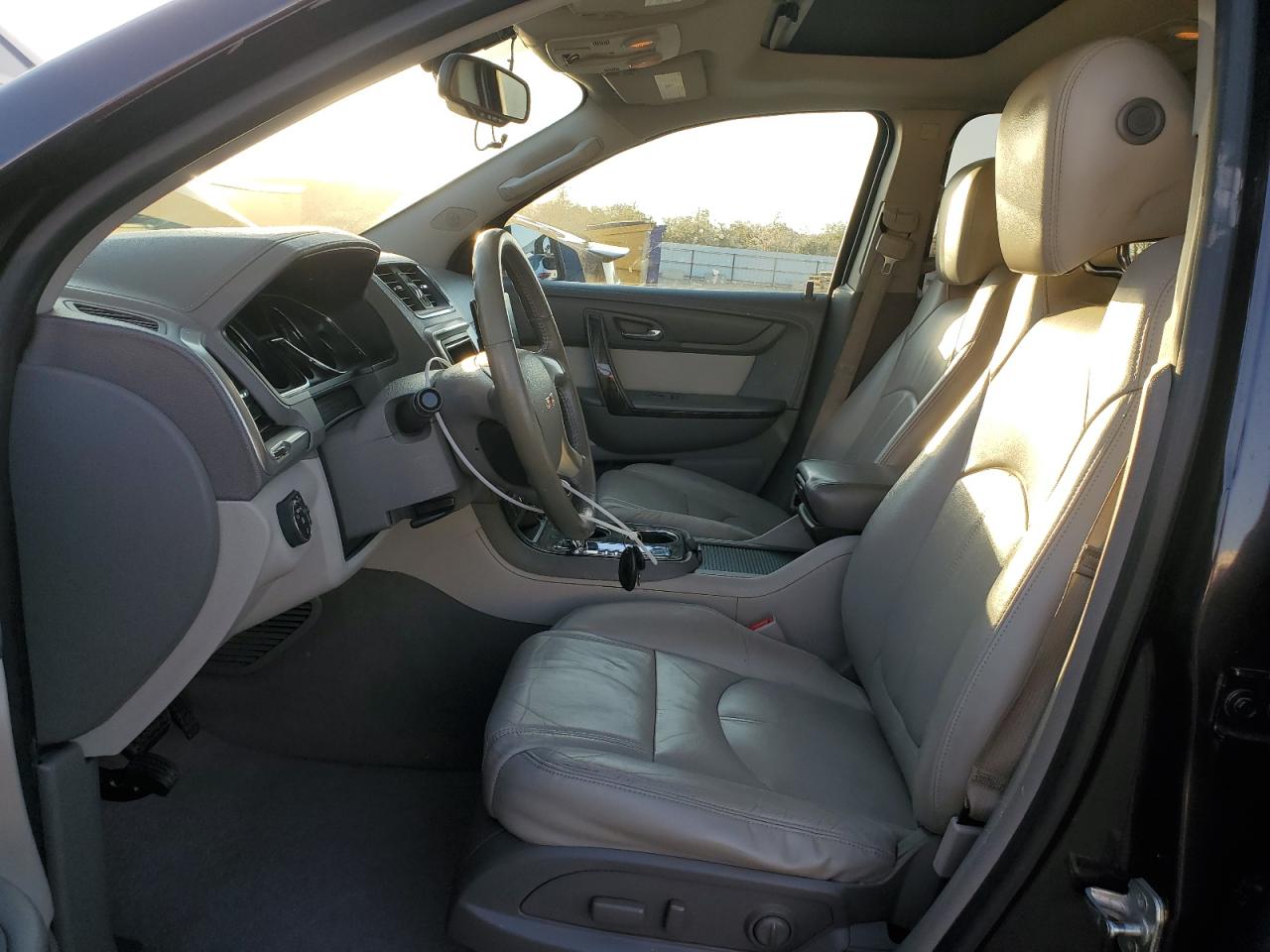 2014 GMC Acadia - Image 7