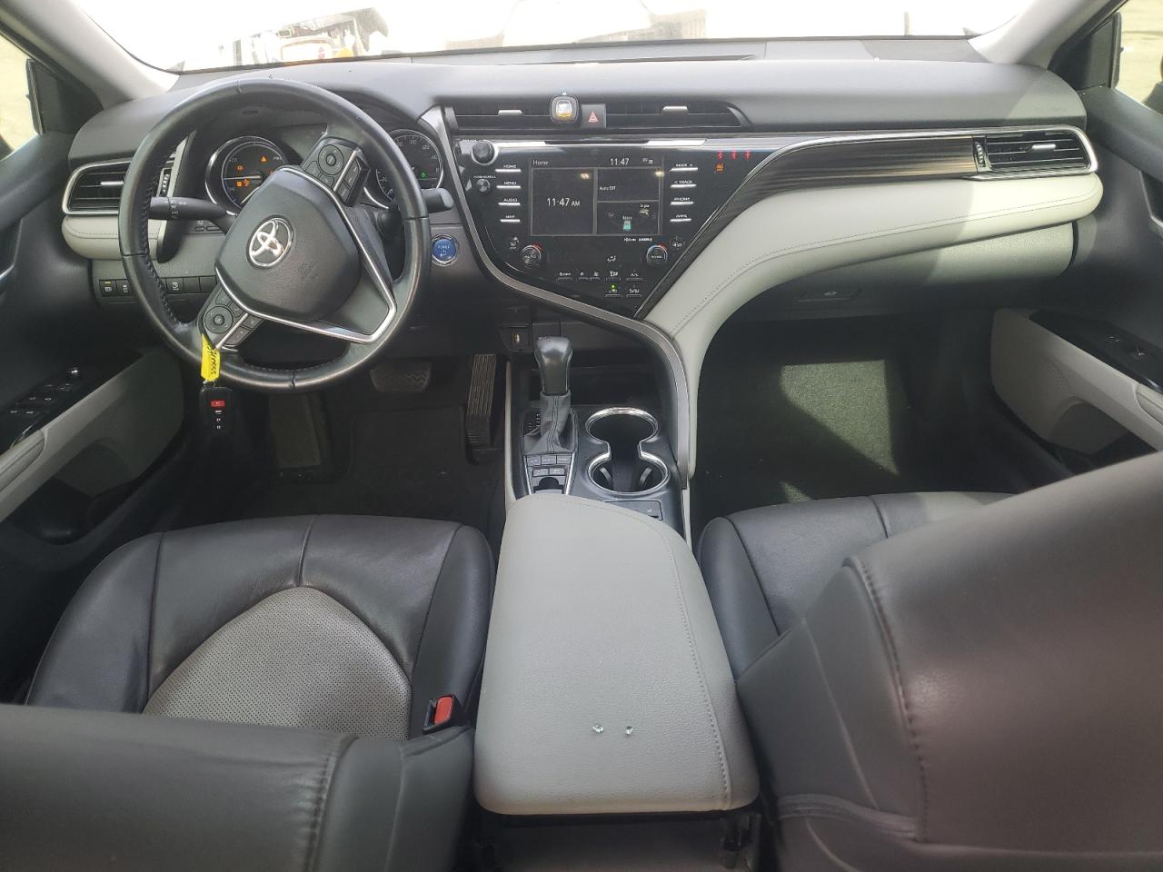2020 Toyota Camry - Image 8
