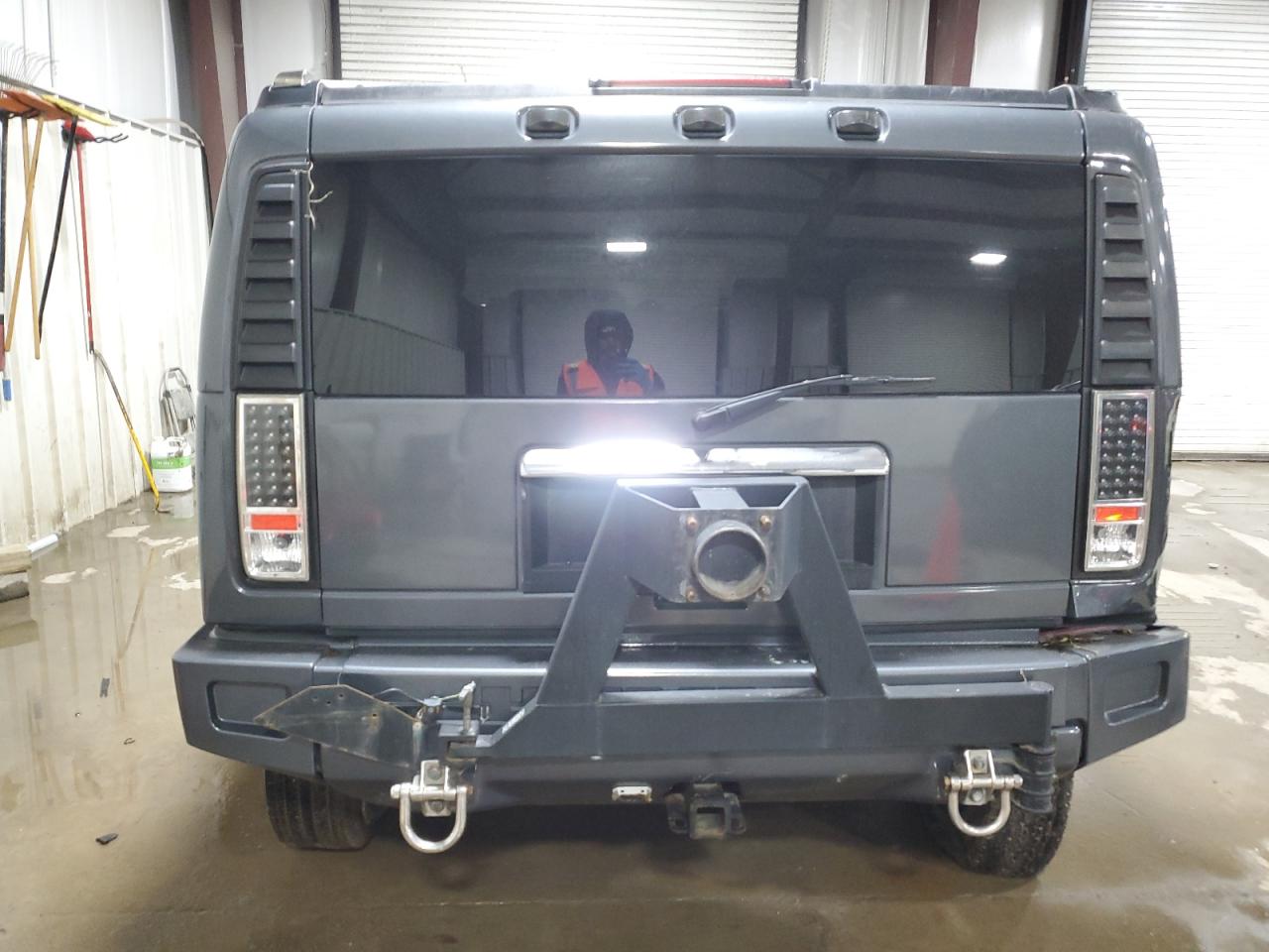 2003 Hummer H2 - Image 6