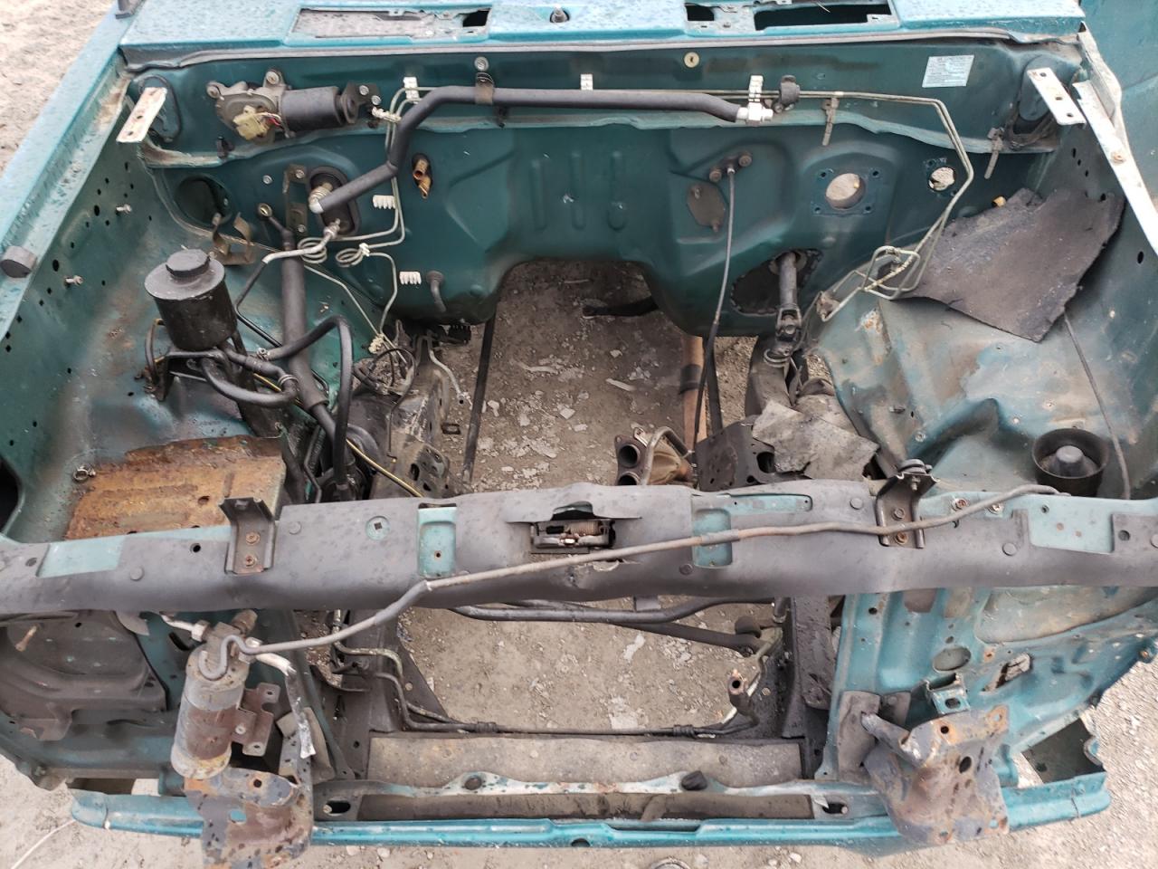 1995 Nissan Navara (Frontier) - Image 12