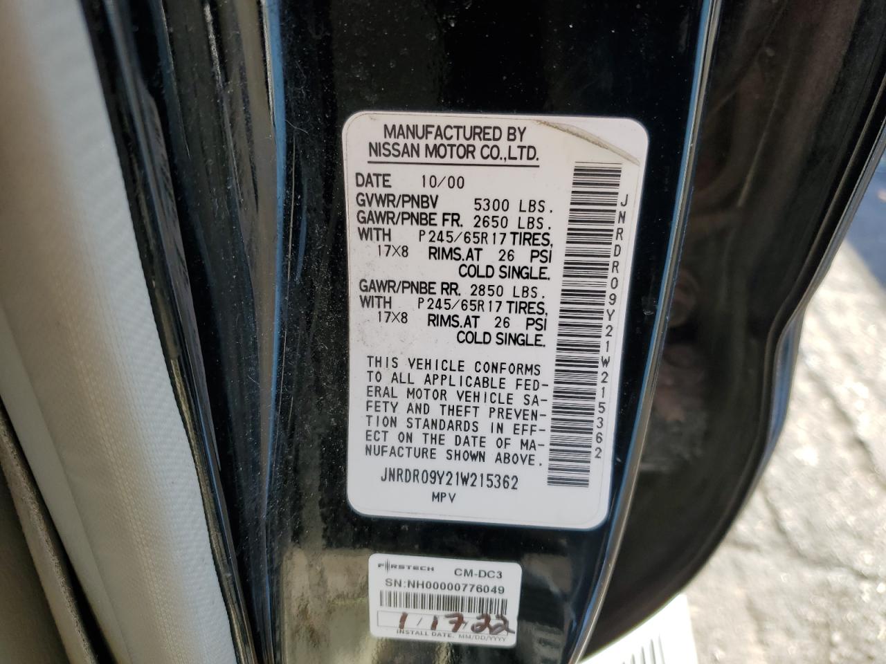 2001 Infiniti QX4 - Image 13