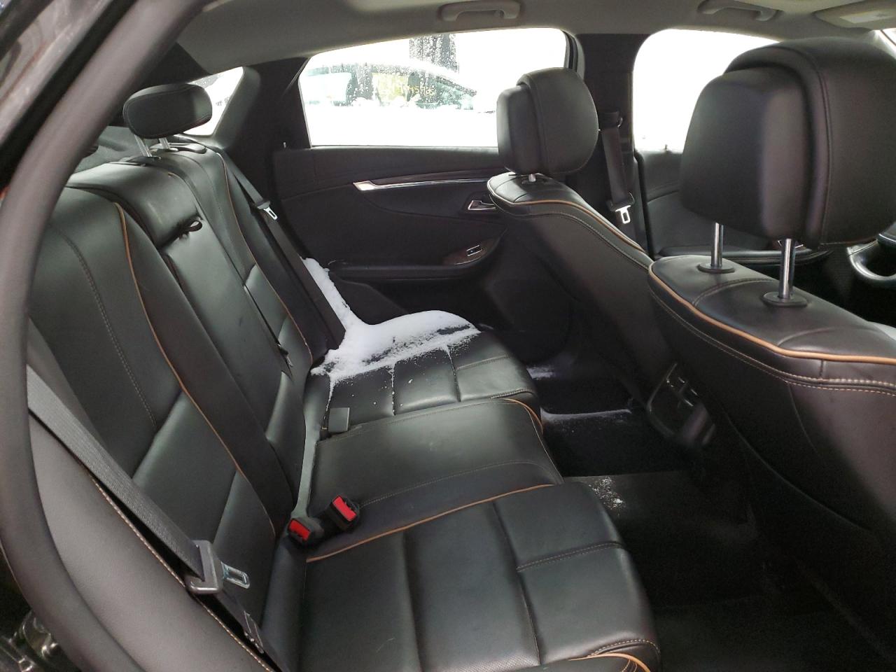 2014 Chevrolet Impala - Image 10