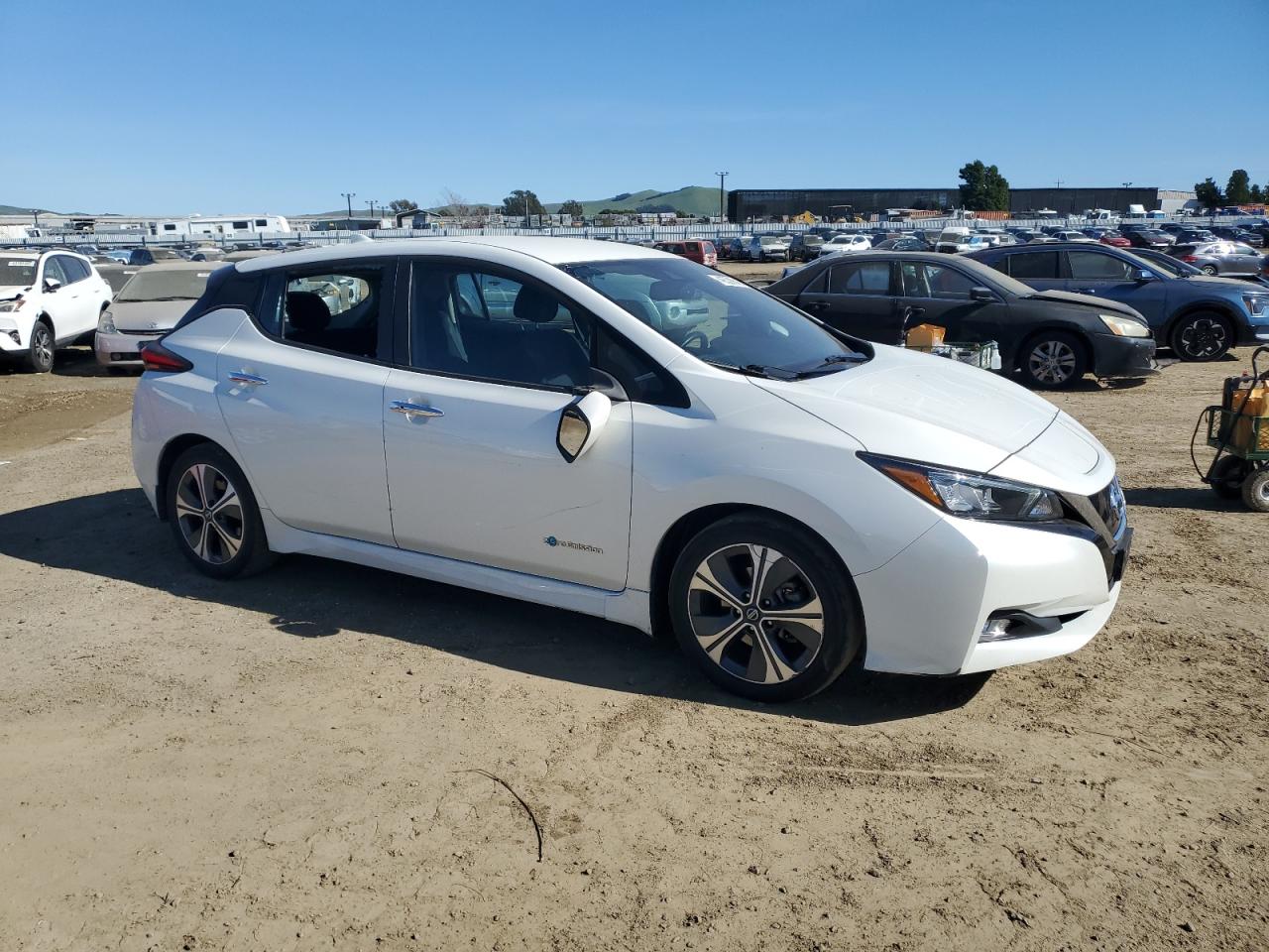 2018 Nissan Leaf - Image 4