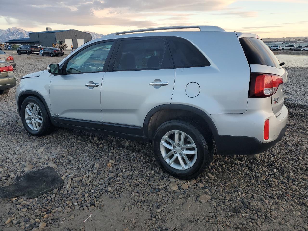 2014 Kia Sorento - Image 2