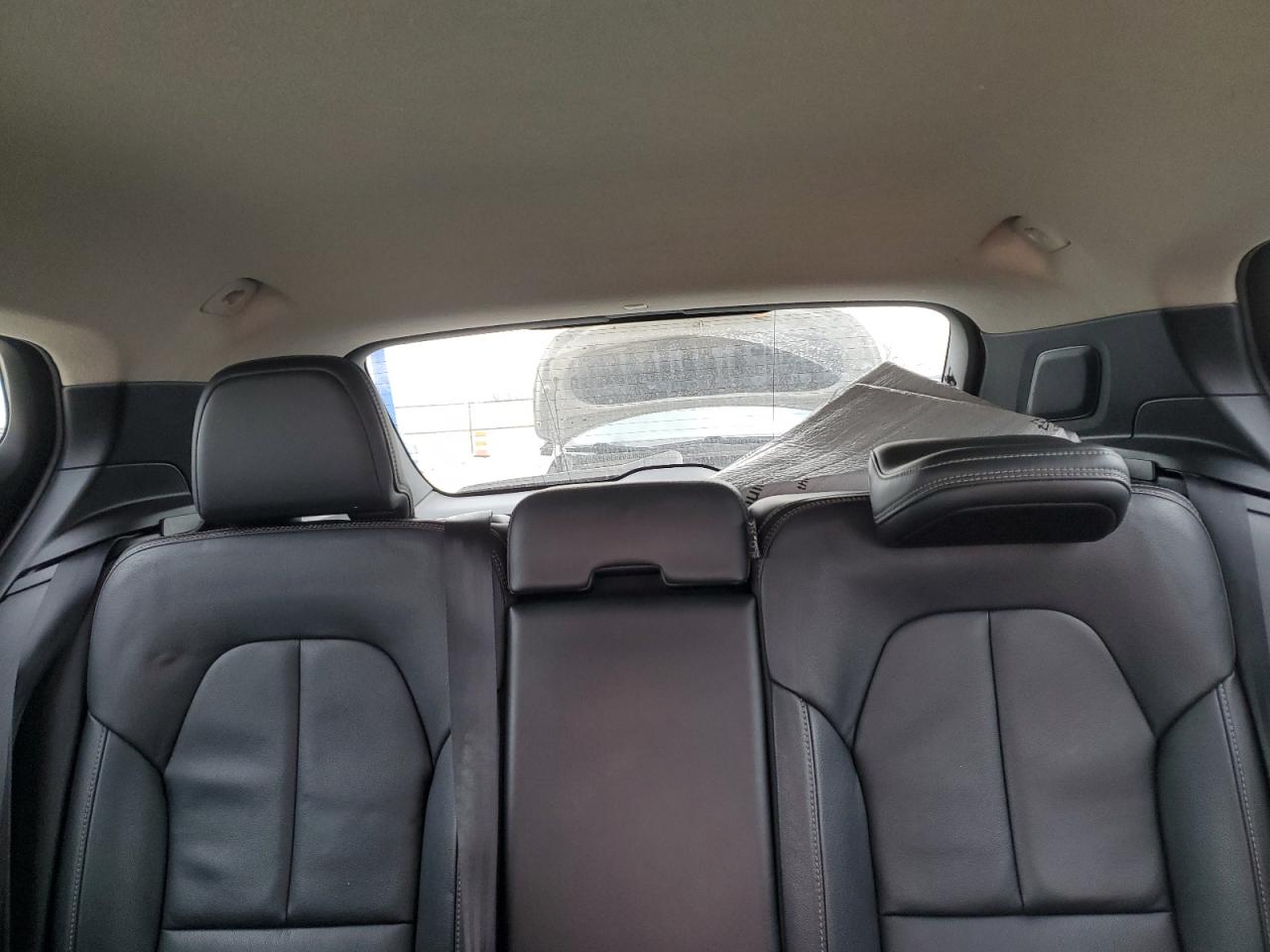 2019 Volvo XC40 - Image 10