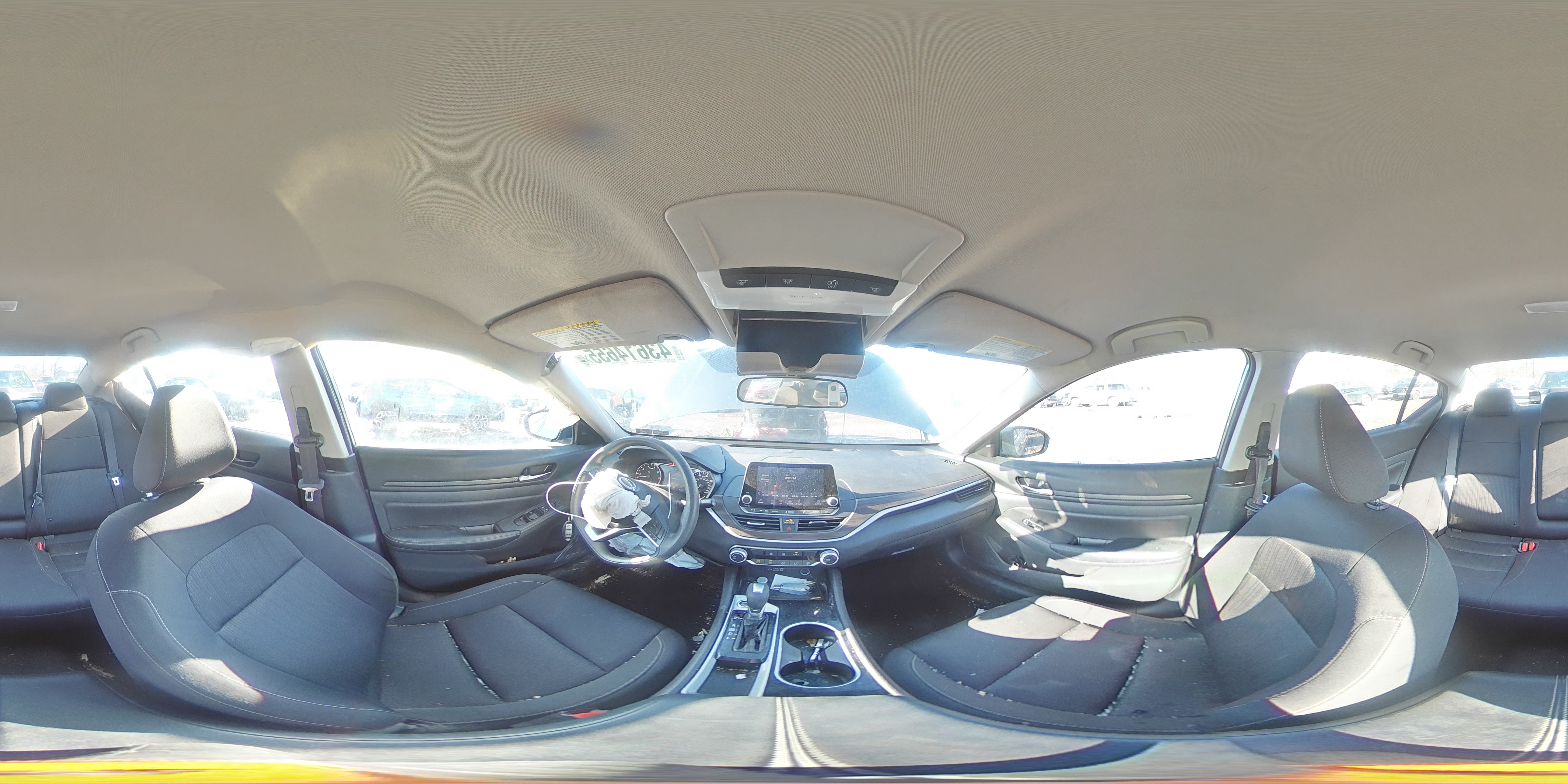 2024 Nissan Altima - Image 12