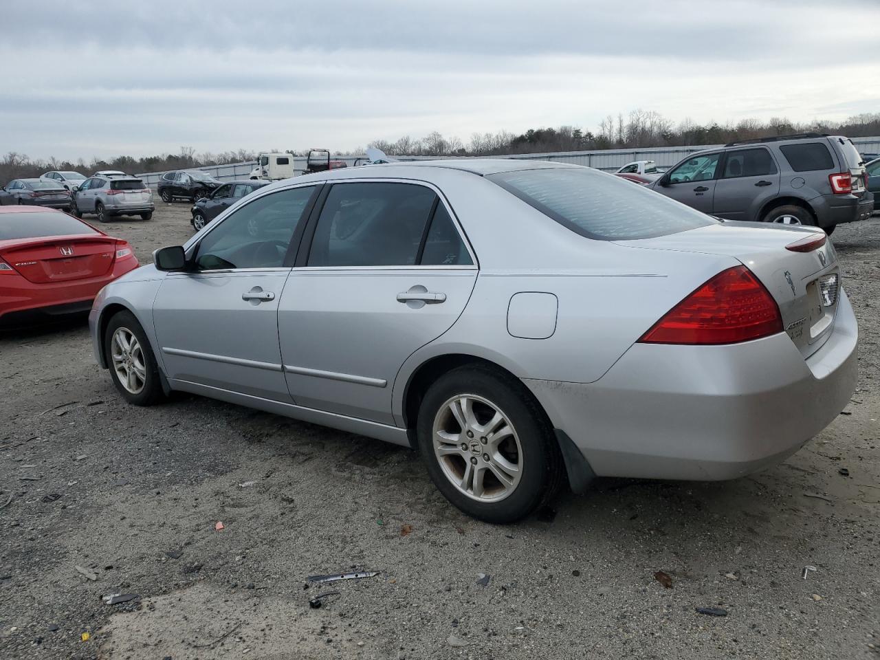 2007 Honda Accord - Image 2