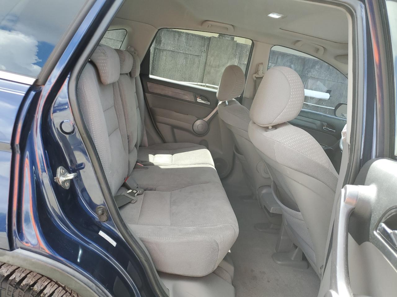 2009 Honda CR-V - Image 12