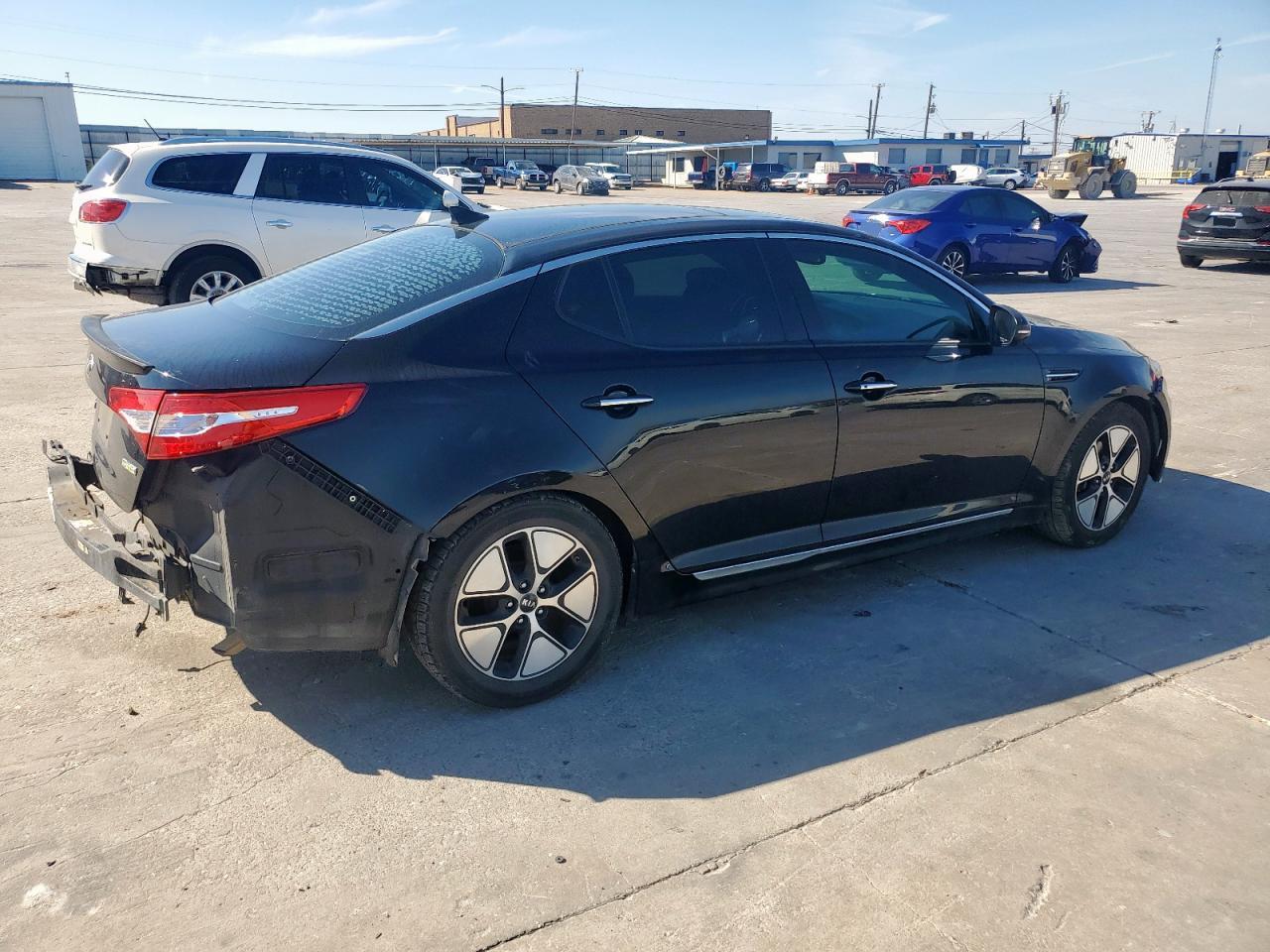 2012 Kia Optima - Image 3