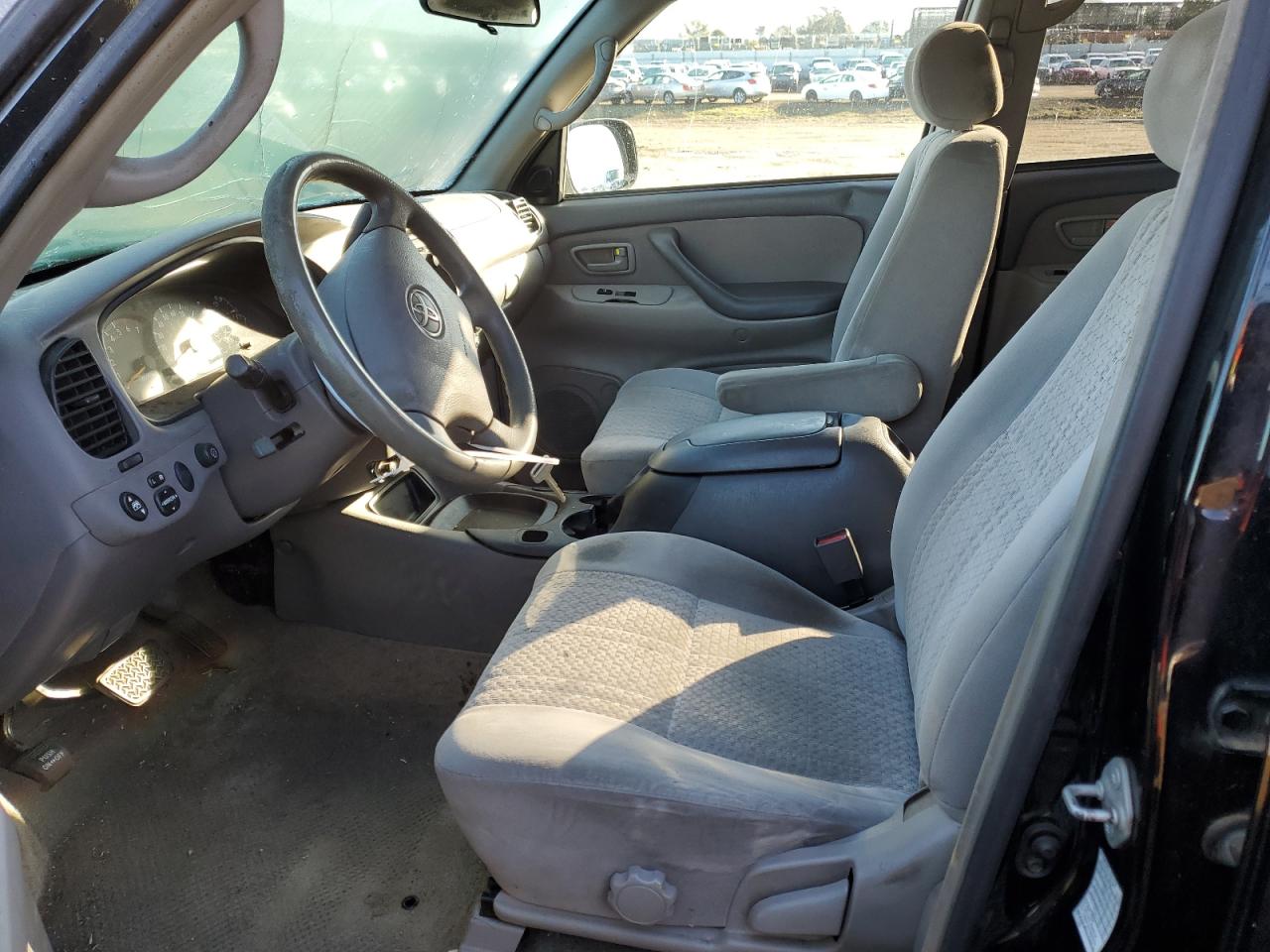 2004 Toyota Tundra - Image 7