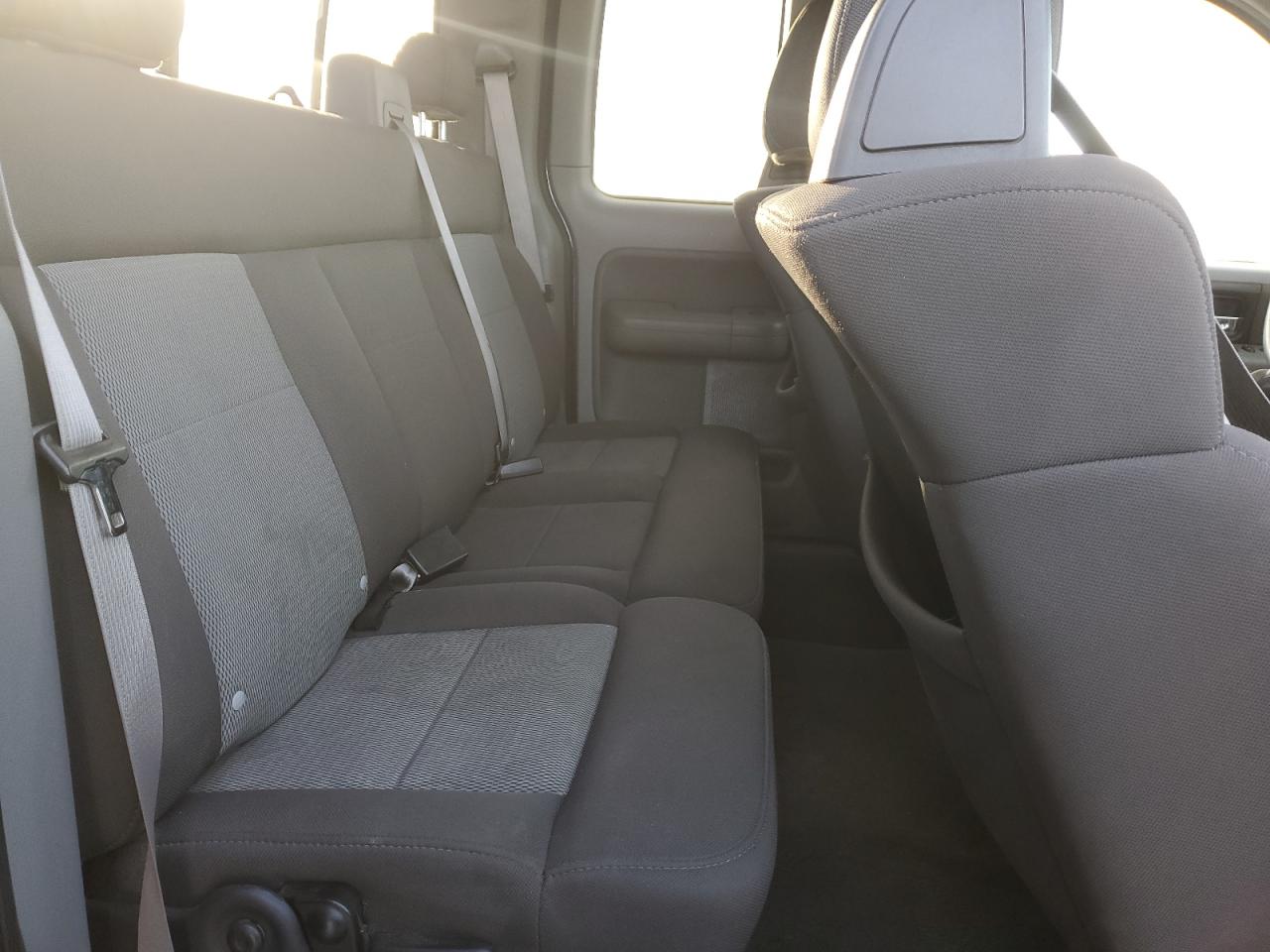 2006 Ford F-150 - Image 10