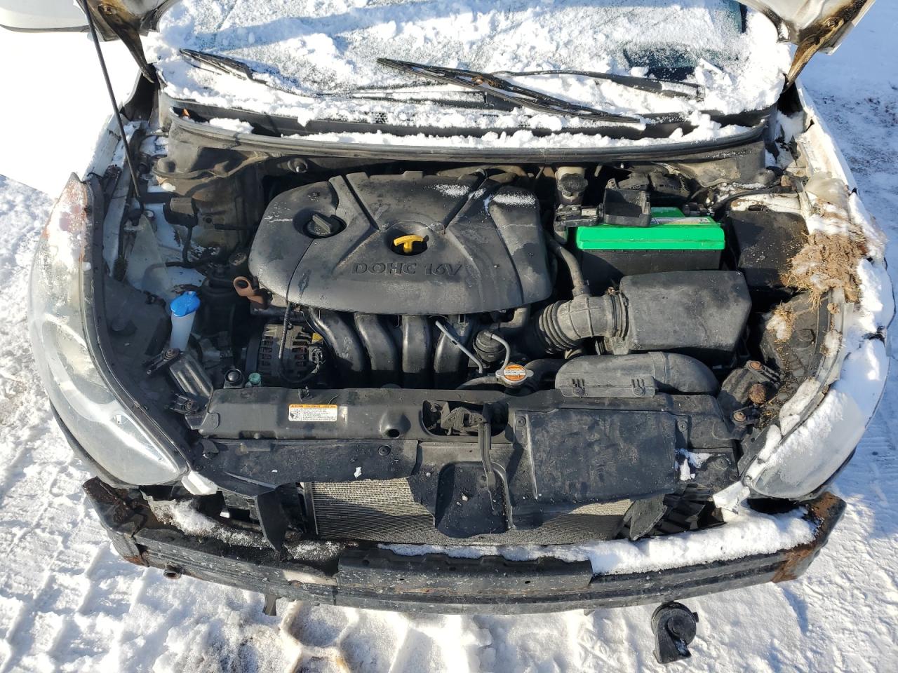 2013 Hyundai Elantra - Image 11