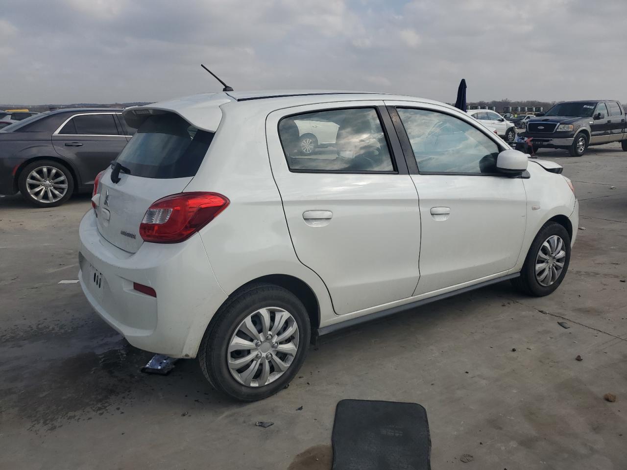 2019 Mitsubishi Mirage - Image 3