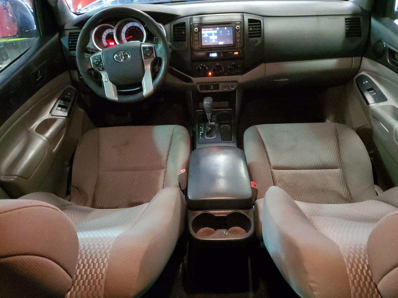 2014 Toyota Tacoma - Image 8