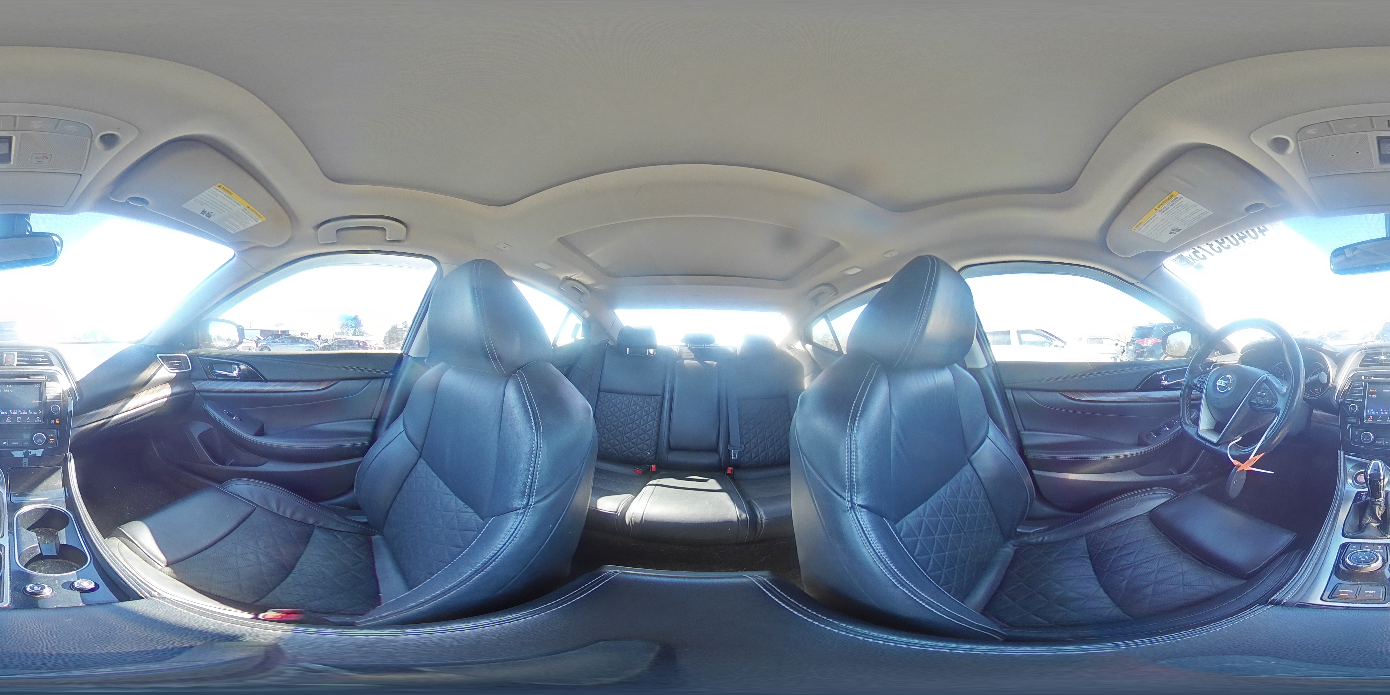 2017 Nissan Maxima - Image 13