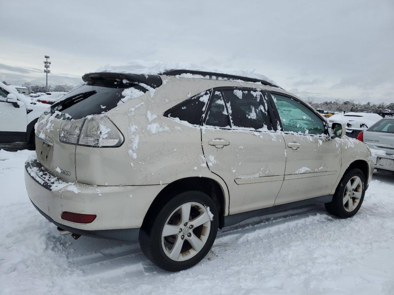 2005 Lexus RX - Image 3