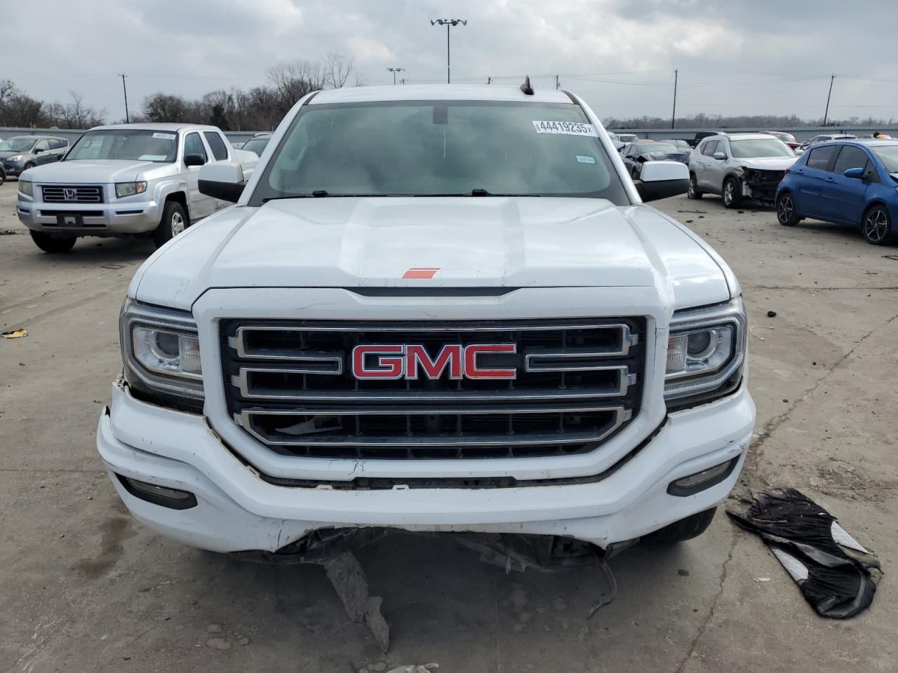 2017 GMC Sierra - Image 5
