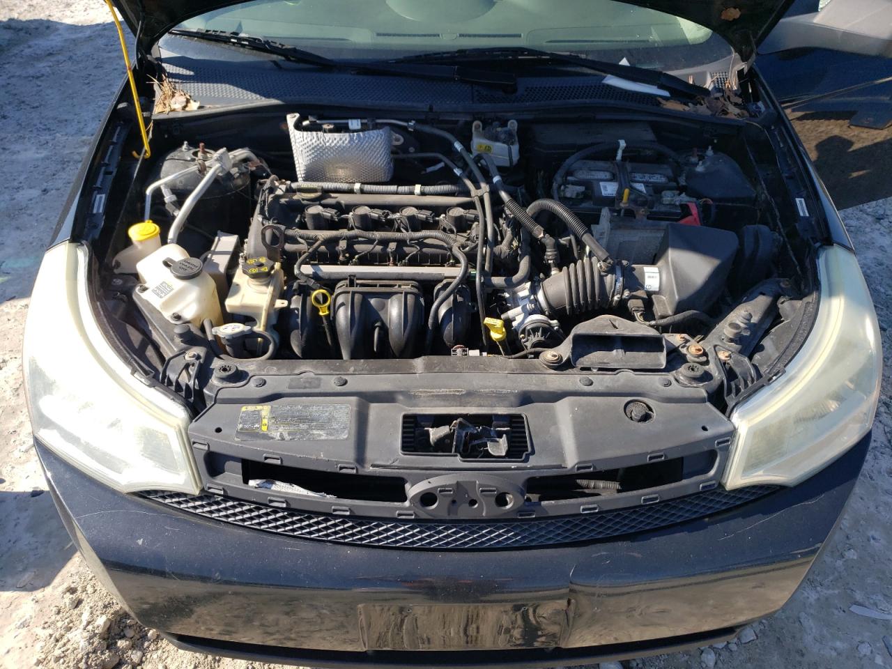 2010 Ford Focus - Image 11