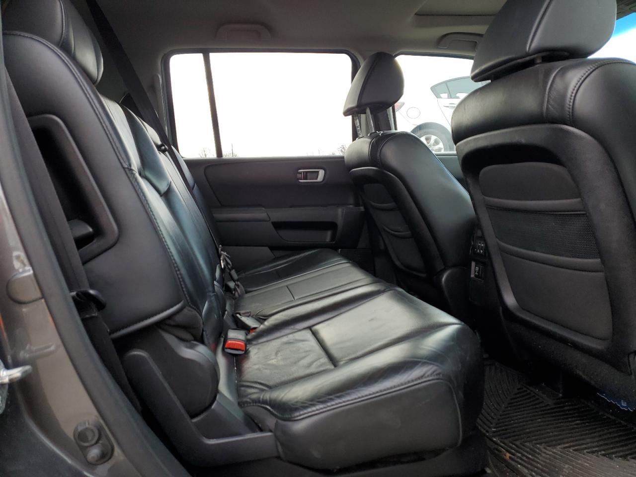 2011 Honda Pilot - Image 11