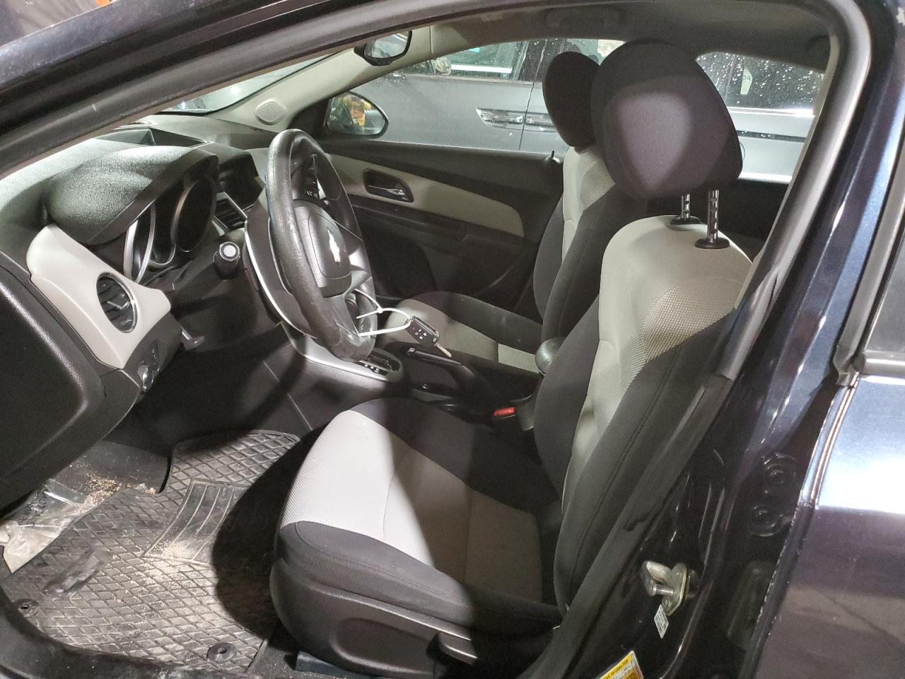 2014 Chevrolet Cruze - Image 7