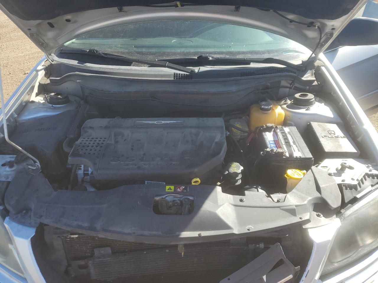 2006 Chrysler Pacifica - Image 13
