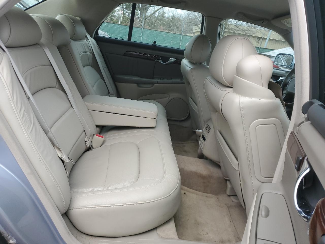 2004 Cadillac De Ville - Image 10