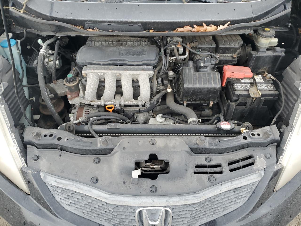 2010 Honda Fit - Image 11