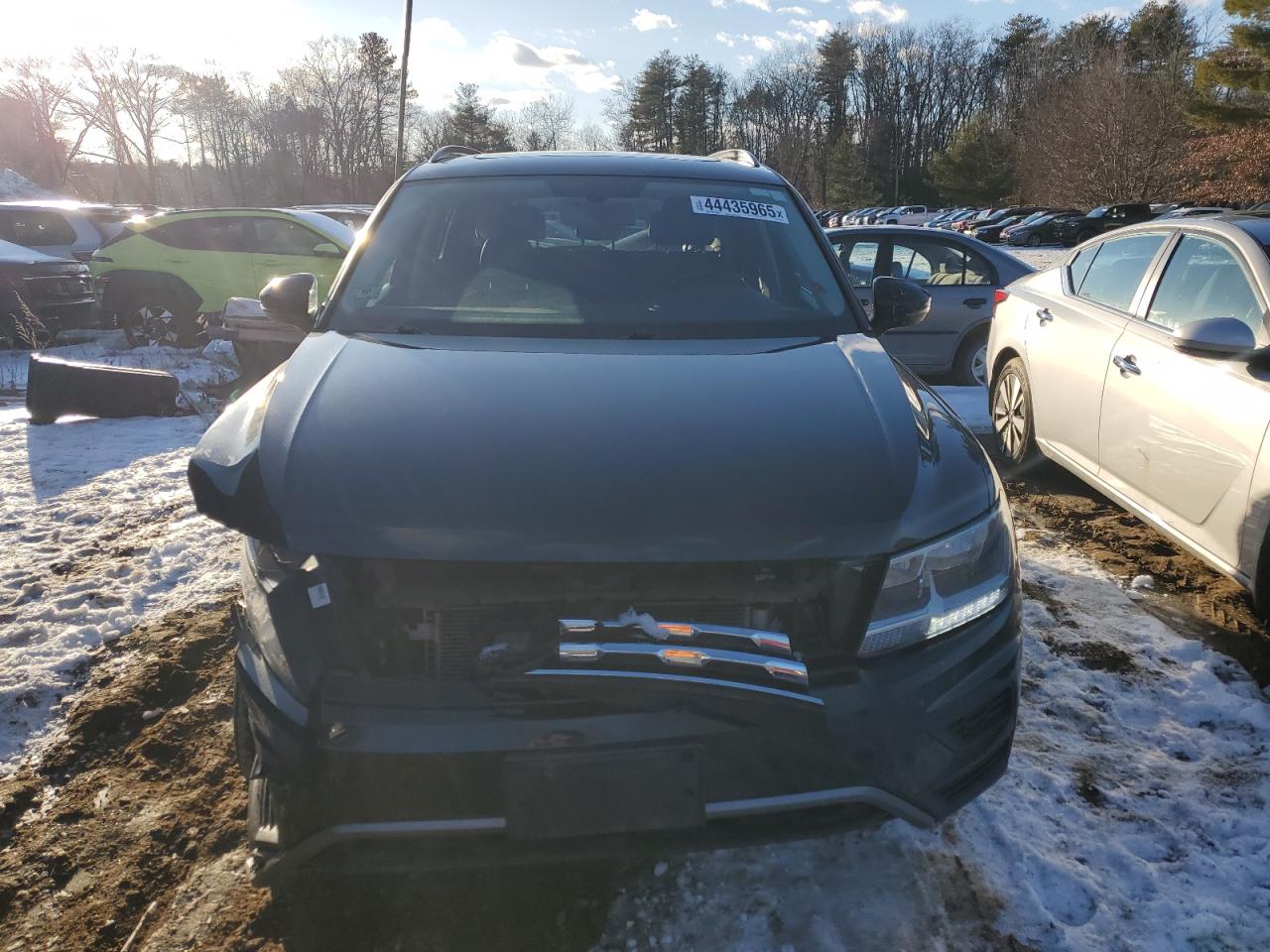 2018 Volkswagen Tiguan - Image 5