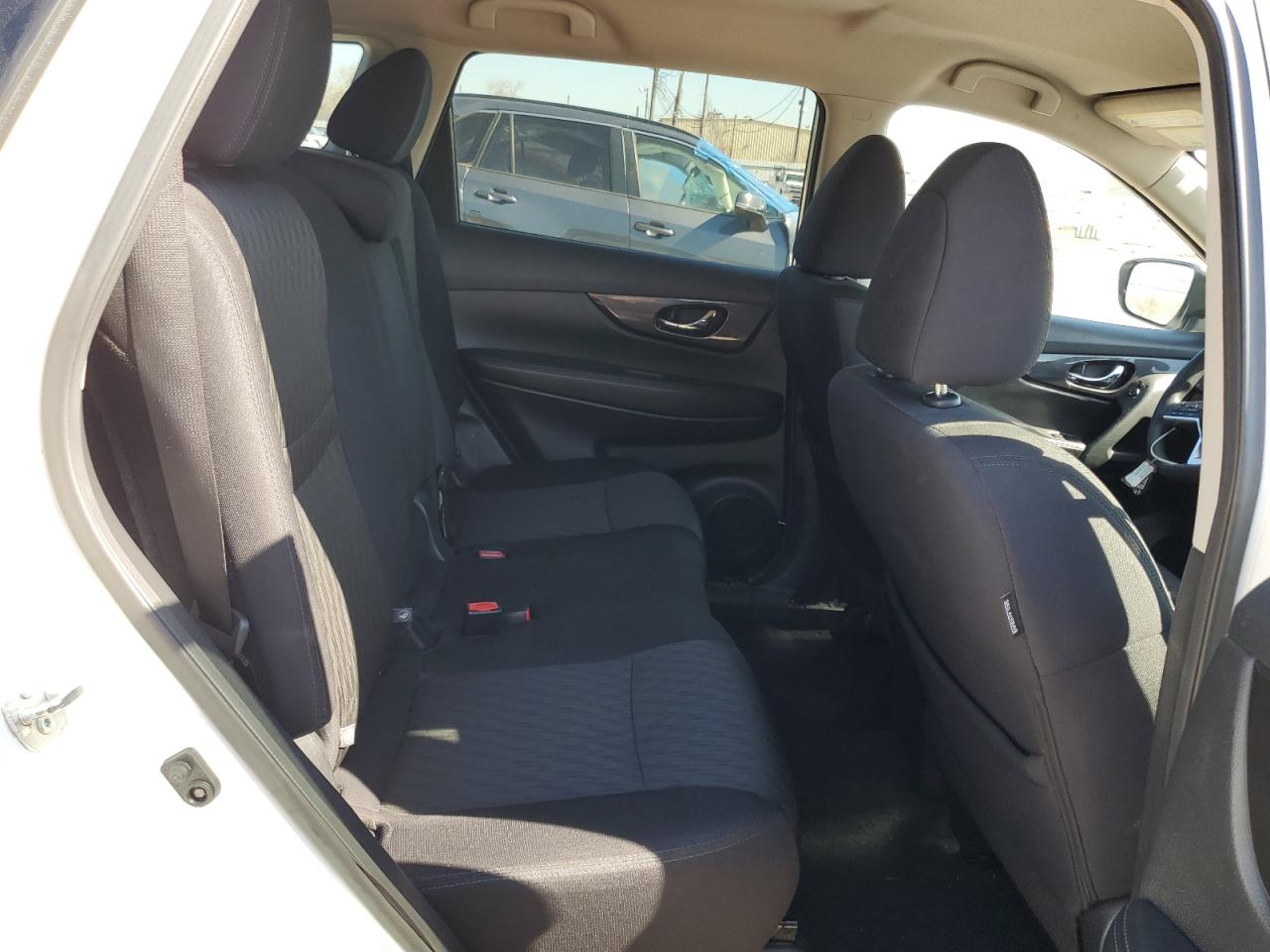2020 Nissan Rogue - Image 11