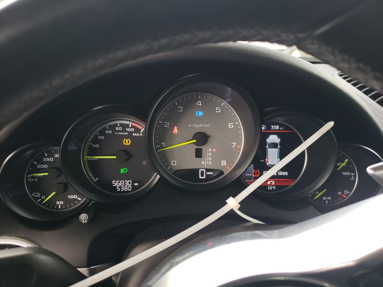 2016 Porsche Cayenne - Image 9