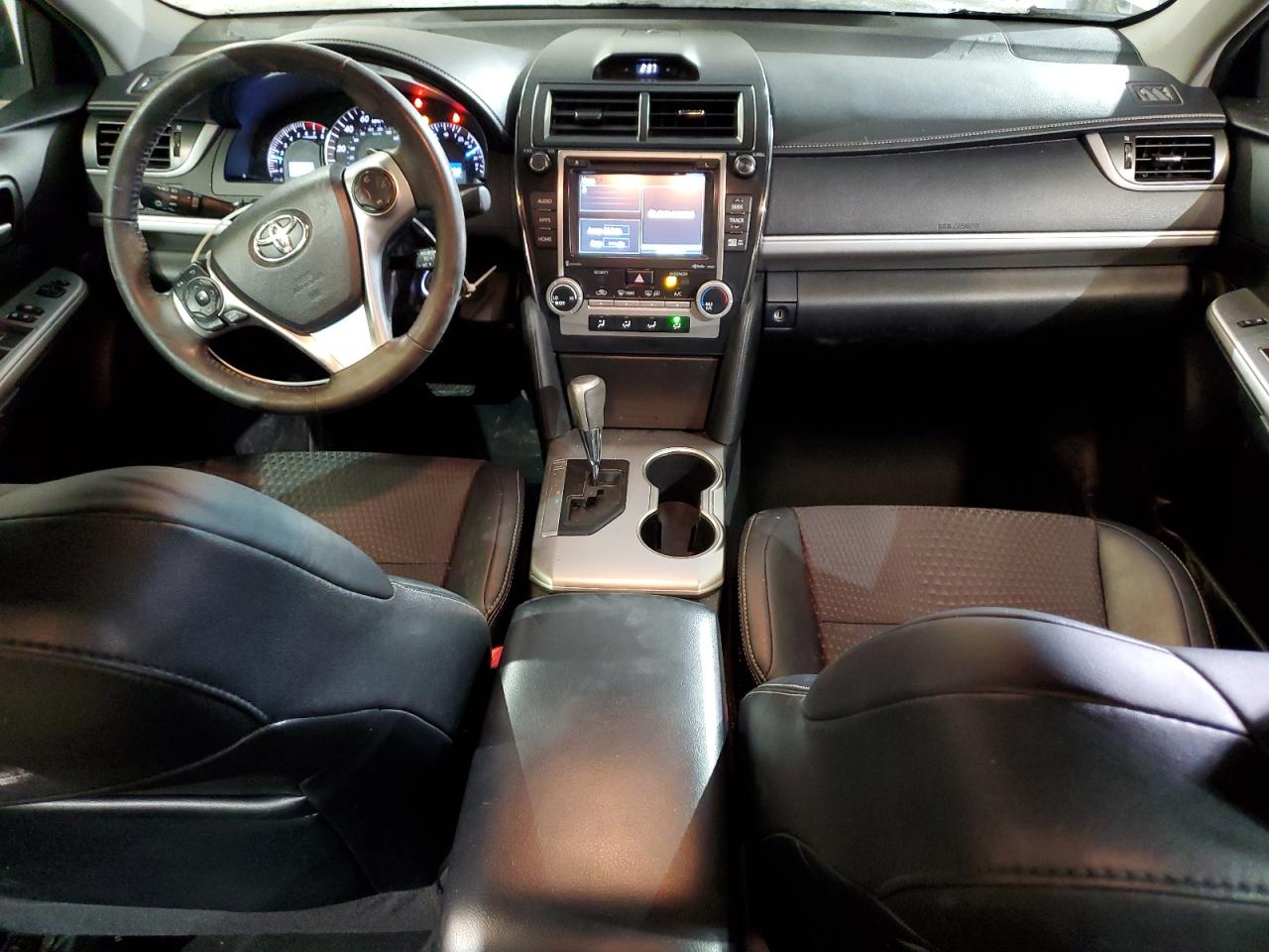 2014 Toyota Camry - Image 8