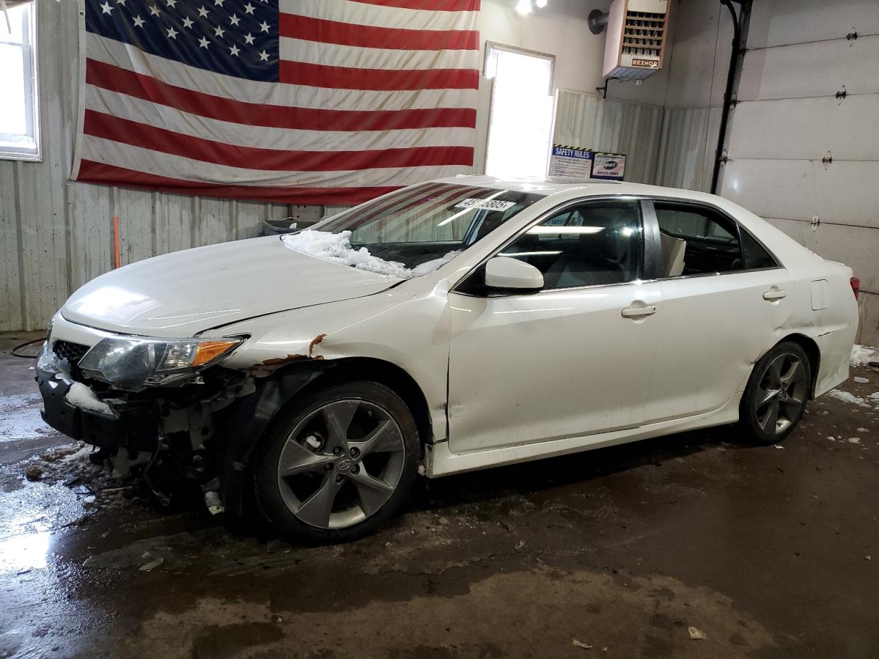 2014 Toyota Camry - Image 1