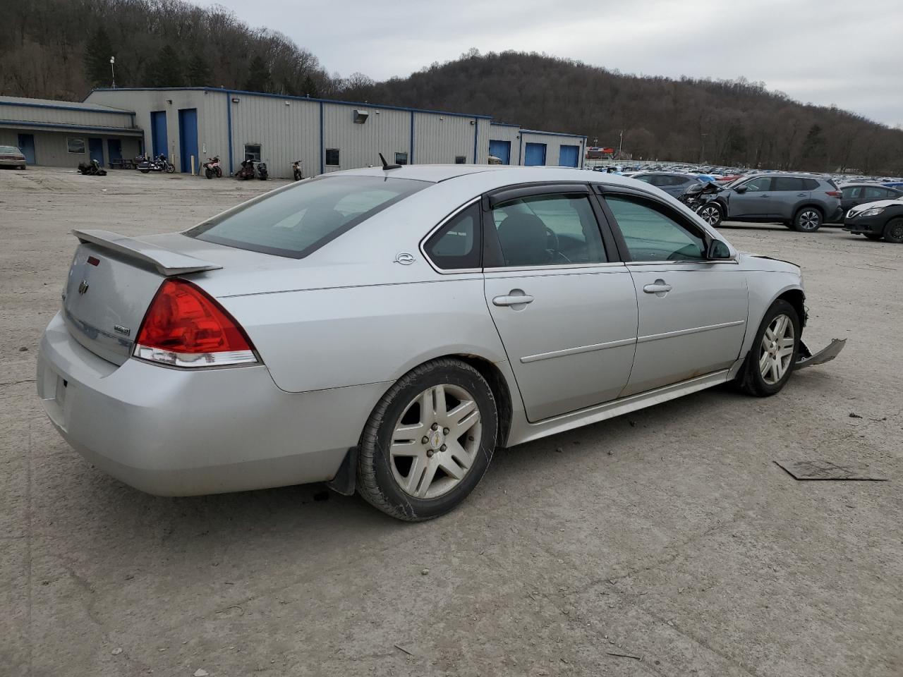 2011 Chevrolet Impala - Image 3