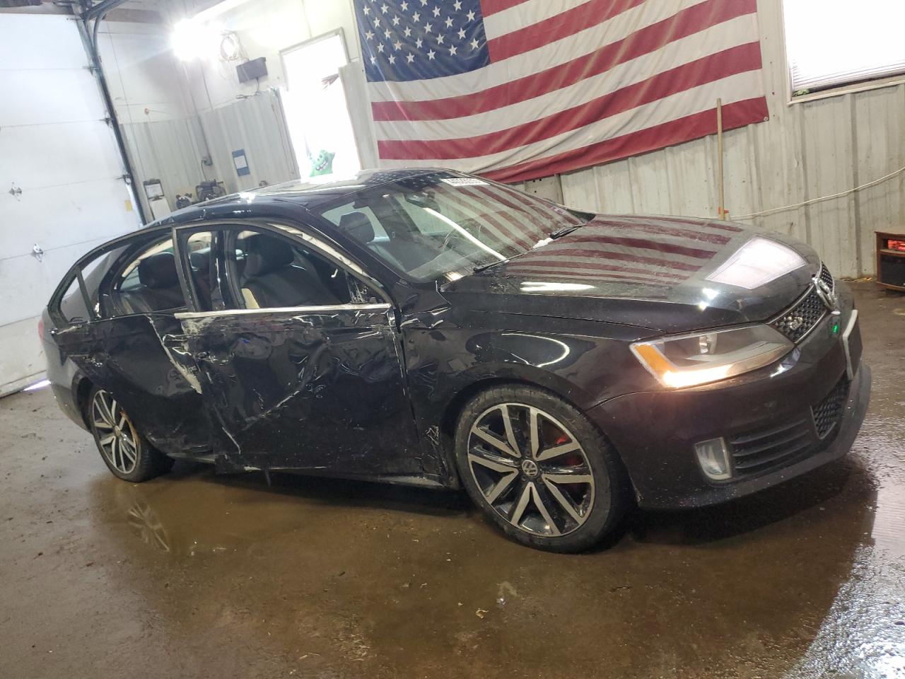 2014 Volkswagen Jetta - Image 4