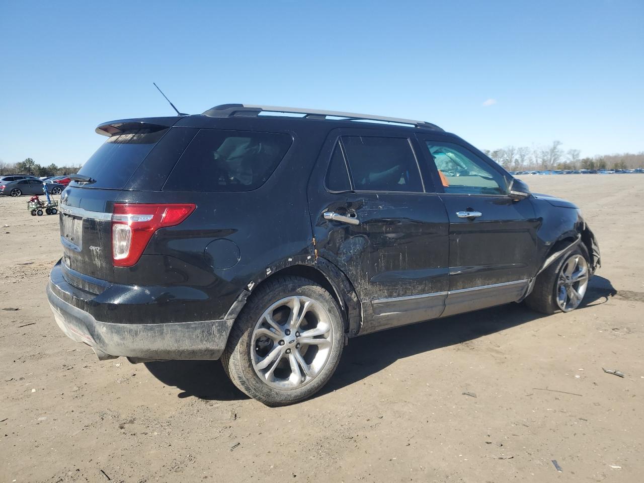 2015 Ford Explorer - Image 3