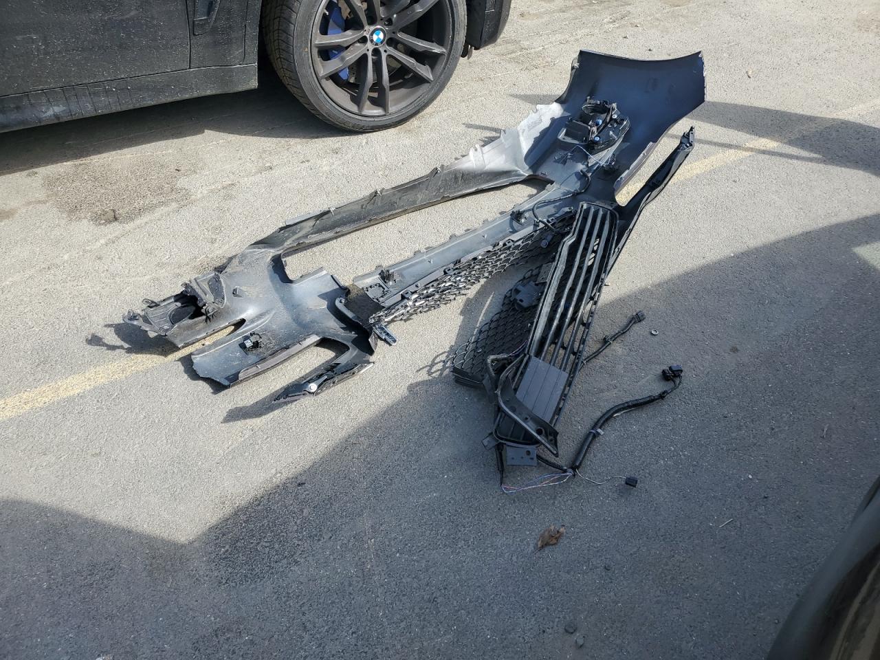 2016 Infiniti Q50 - Image 12