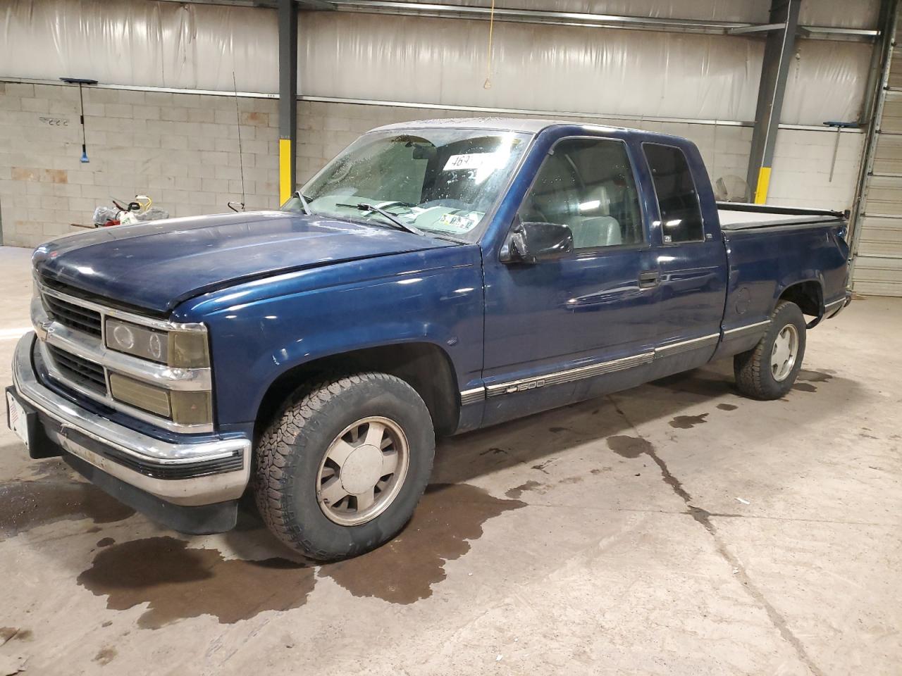 1998 Chevrolet GMT-400 - Image 1