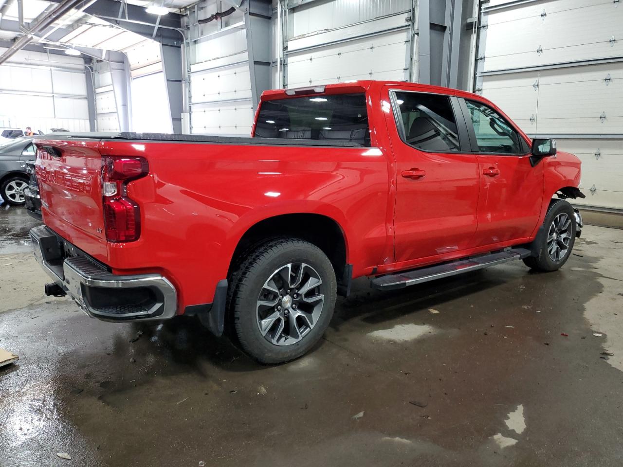 2022 Chevrolet Silverado - Image 3