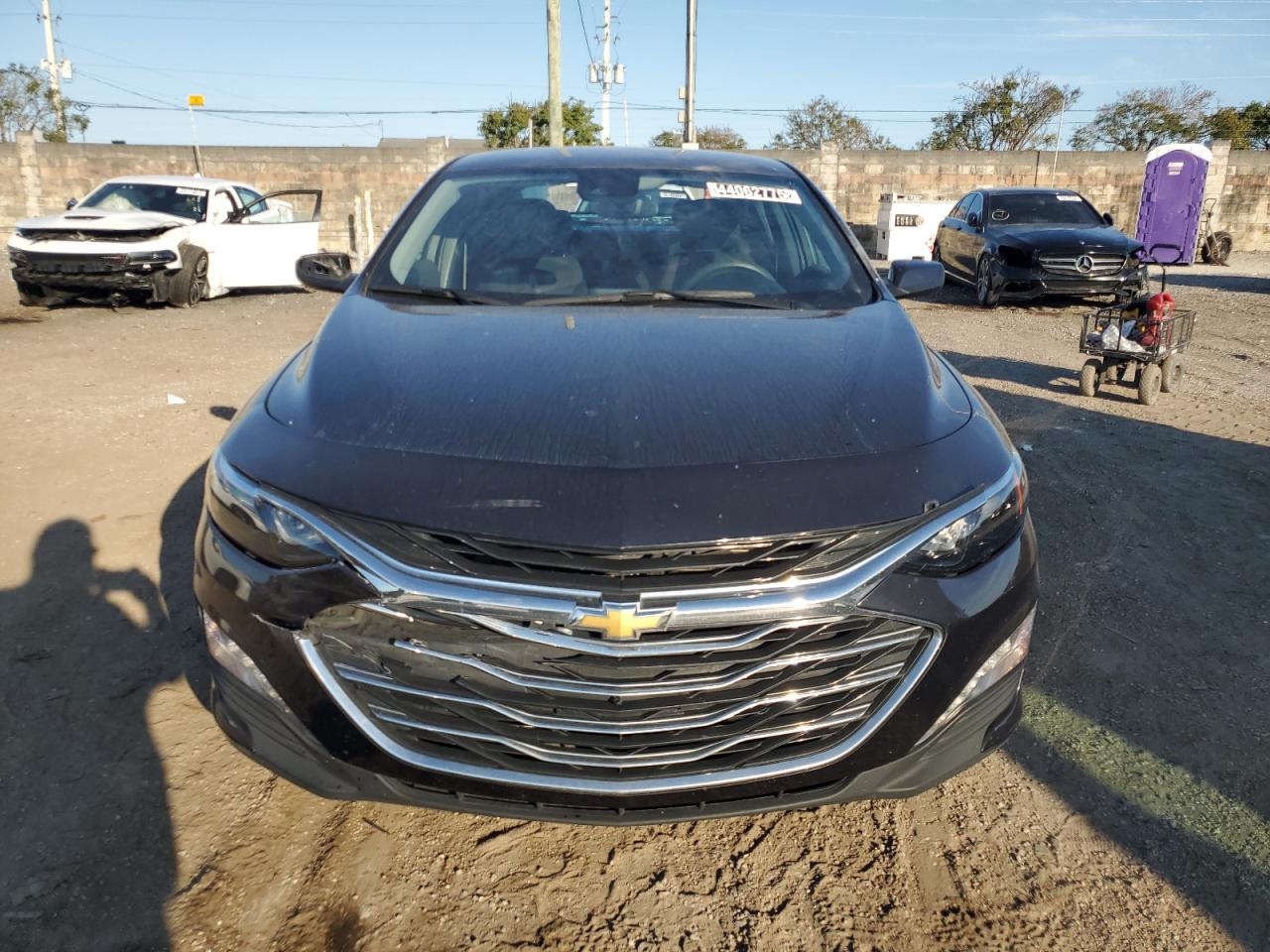 2023 Chevrolet Malibu - Image 5