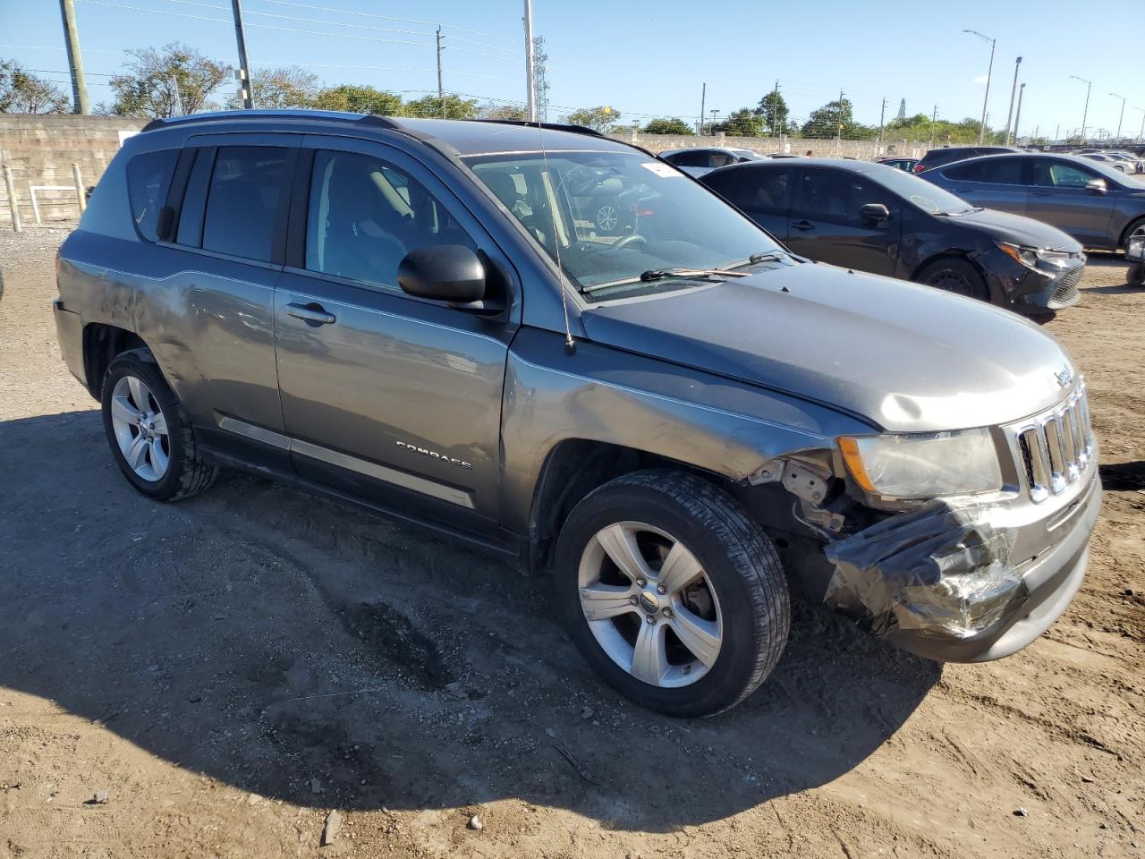 2011 Jeep Compass - Image 4