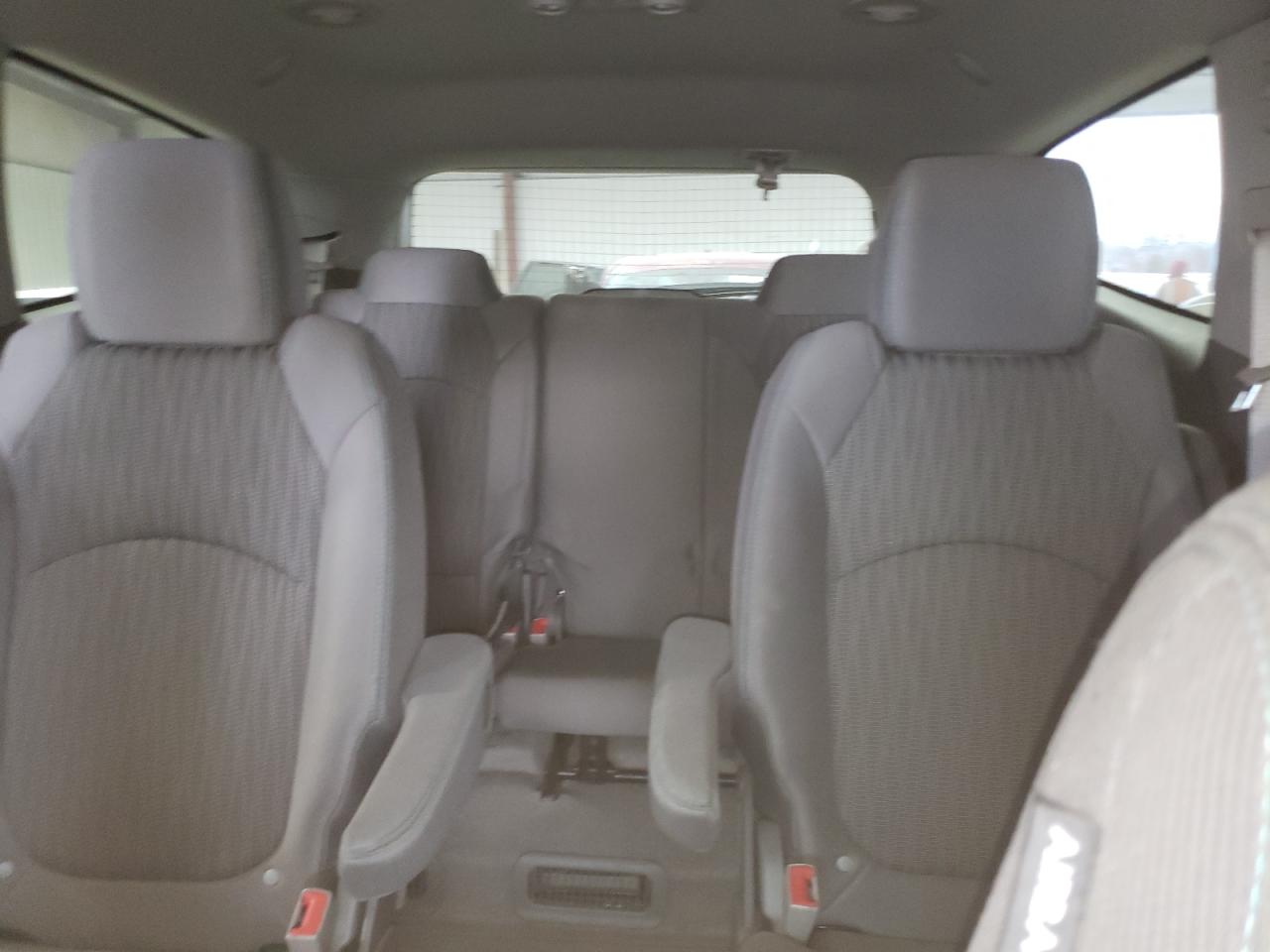 2017 Chevrolet Traverse - Image 10