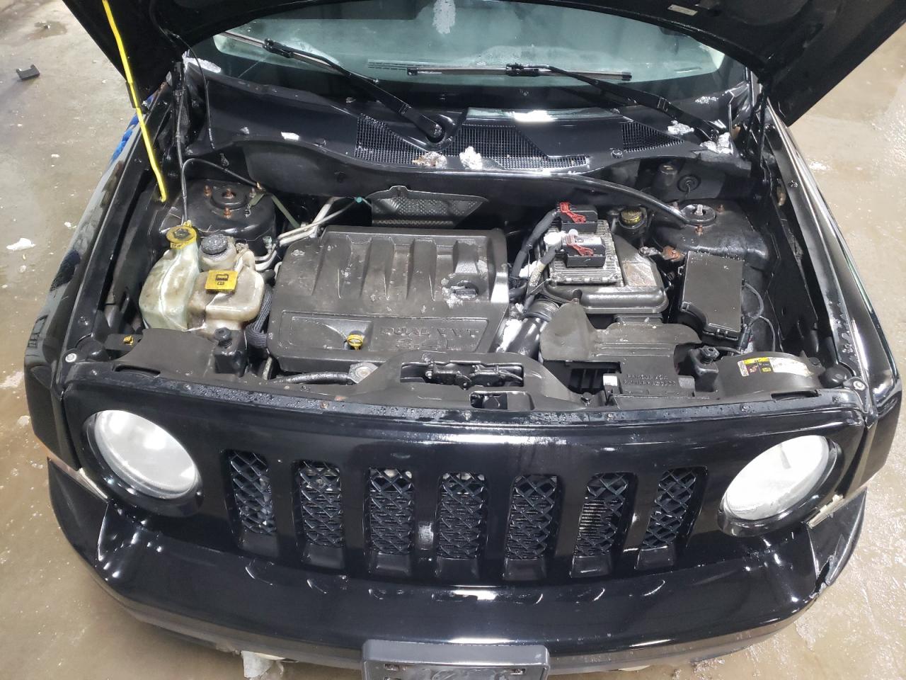 2014 Jeep Liberty (Patriot) - Image 11