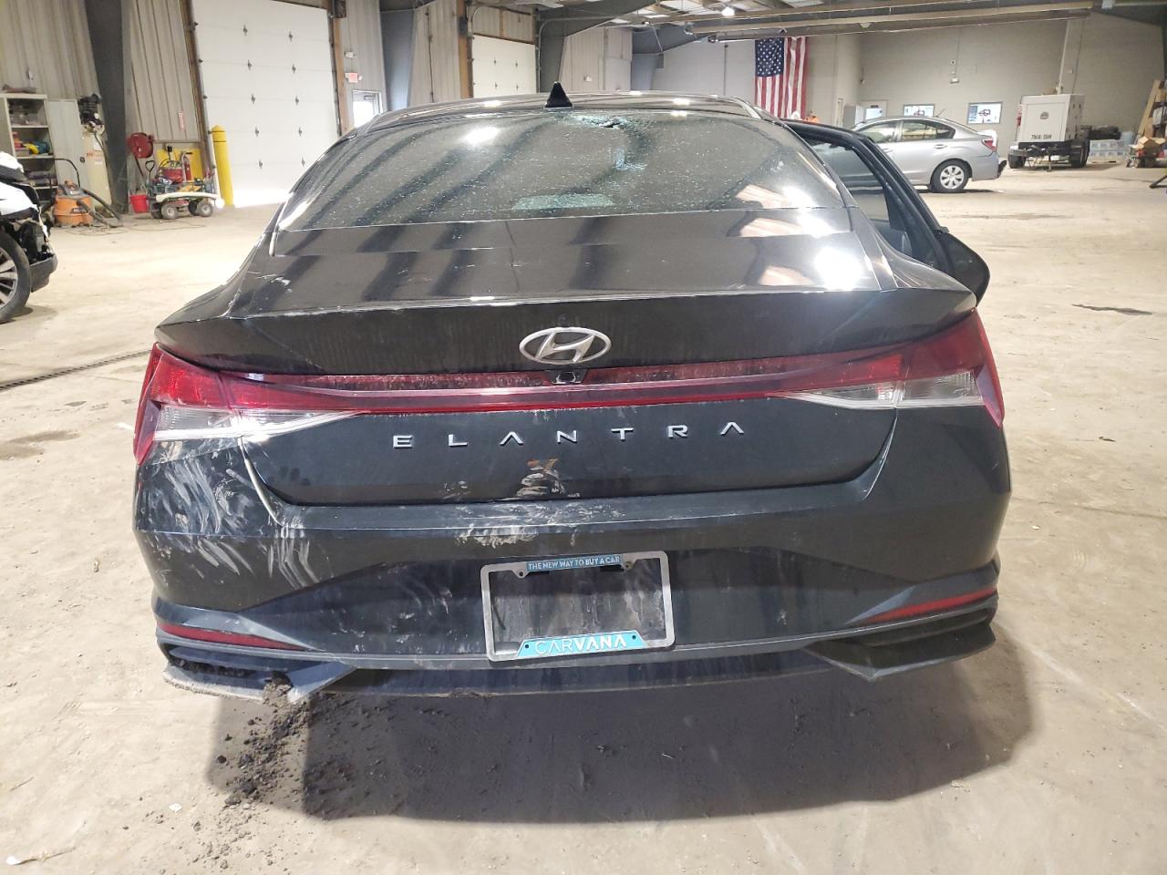 2021 Hyundai Elantra - Image 6