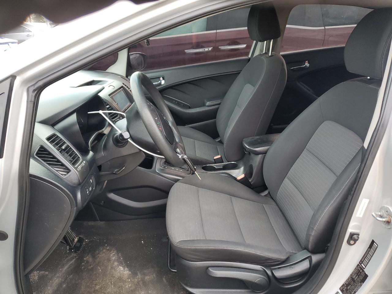 2014 Kia Forte - Image 7