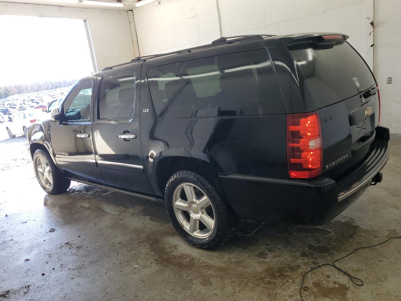 2011 Chevrolet Suburban - Image 2