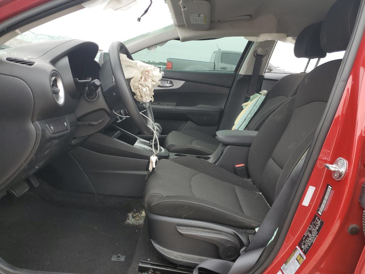 2024 Kia Forte - Image 7
