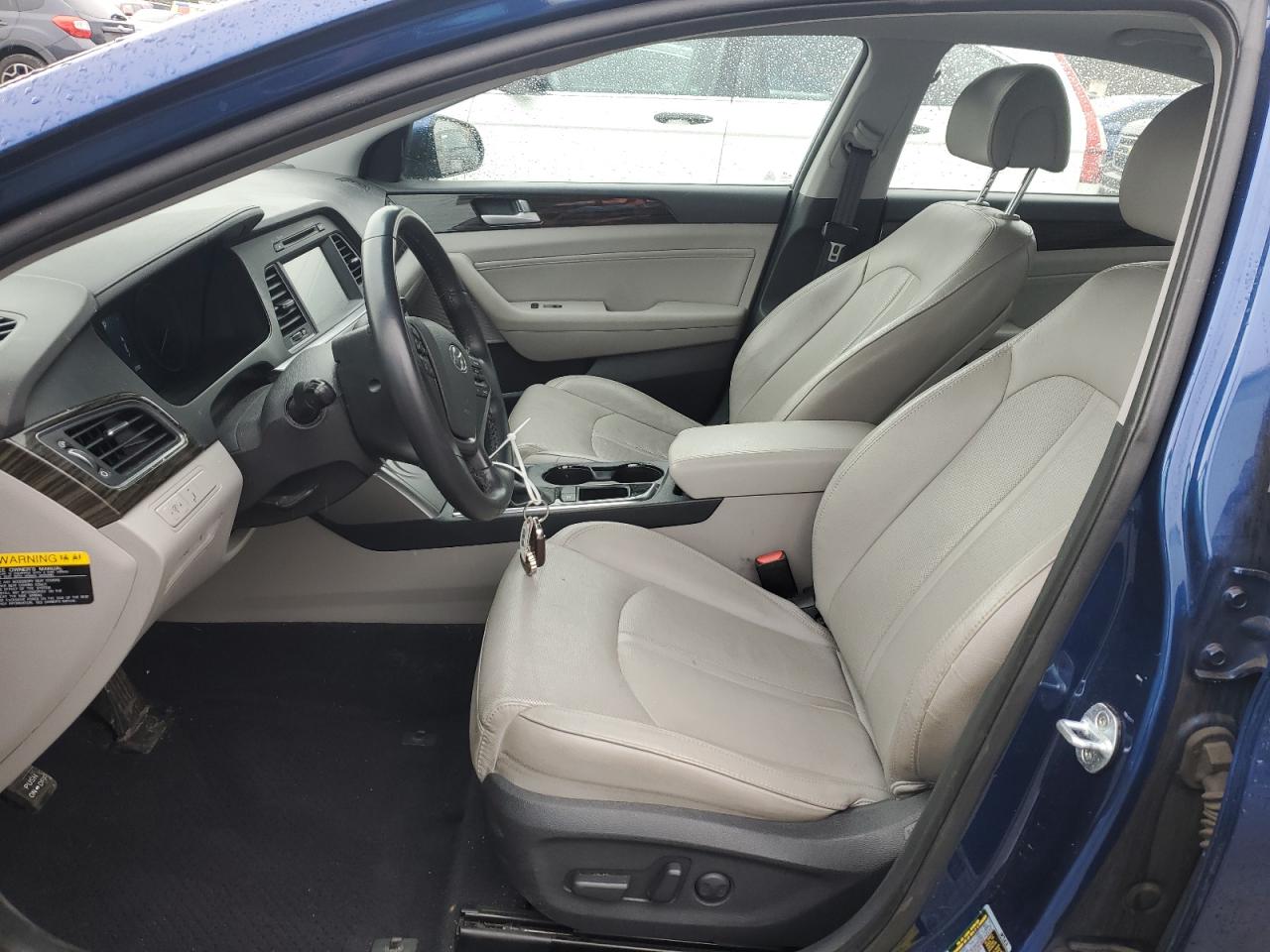 2017 Hyundai Sonata - Image 7