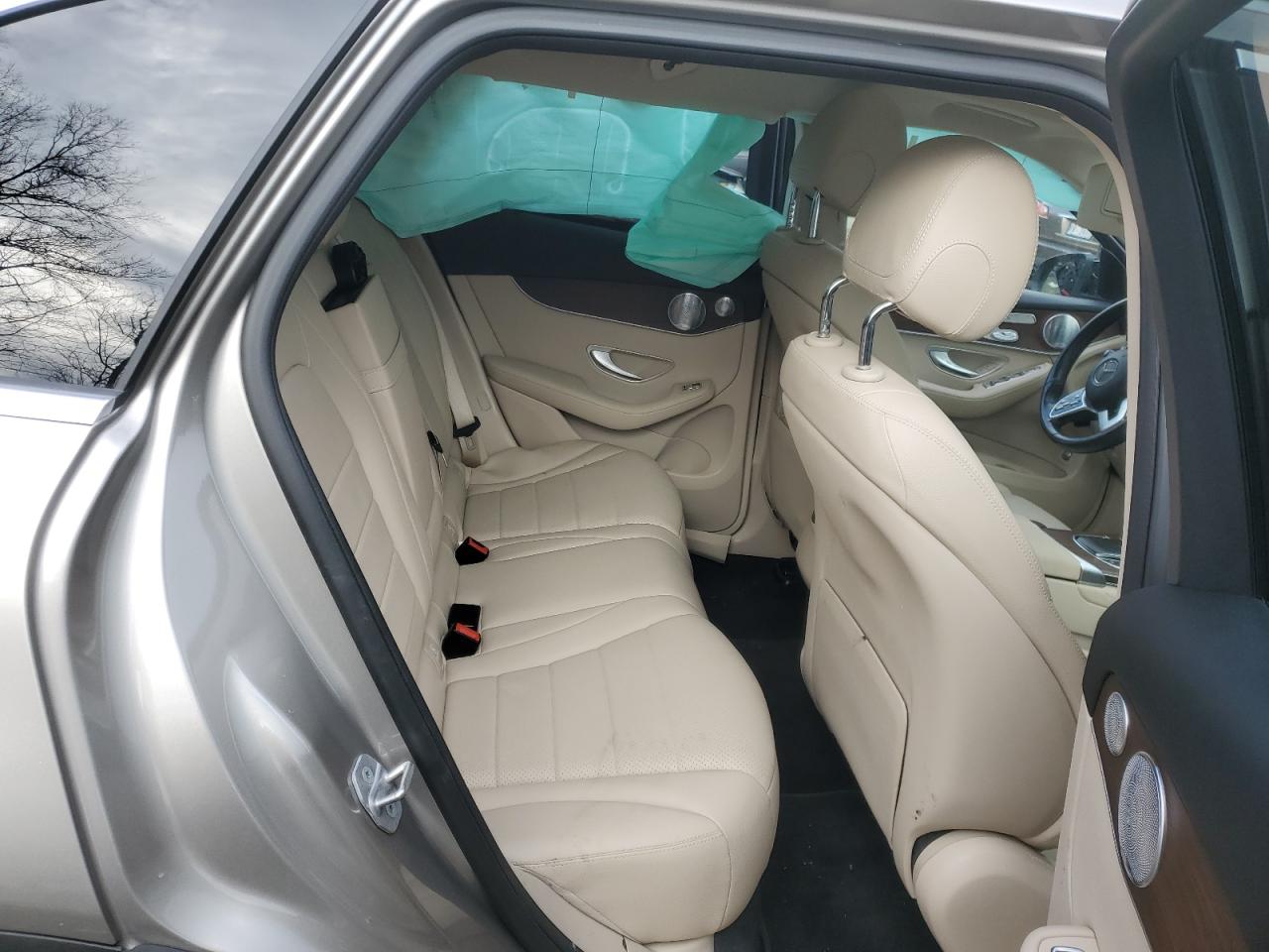 2021 Mercedes-Benz GLC - Image 11