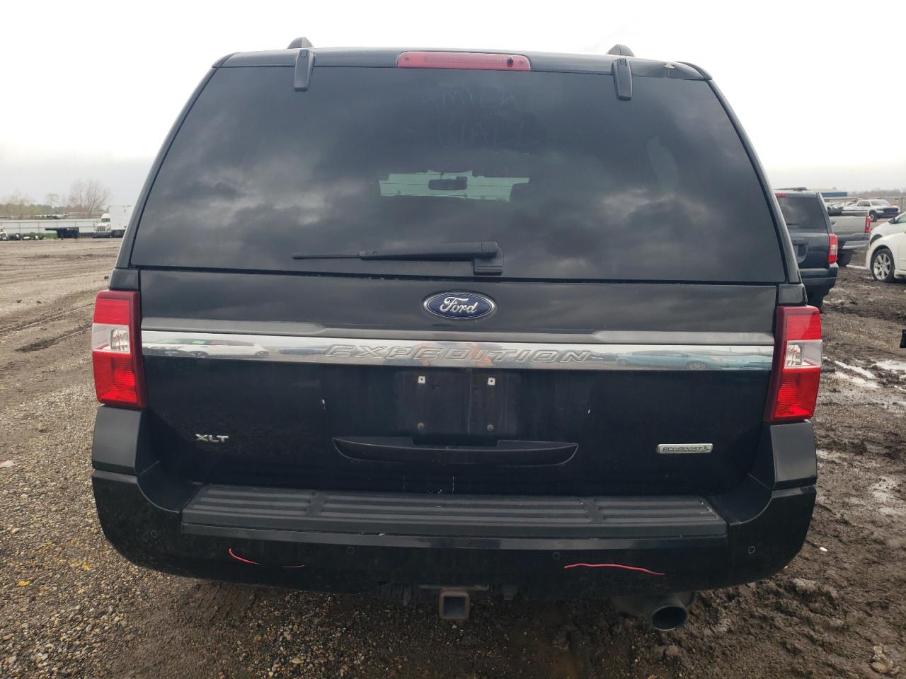 2017 Ford Expedition - Image 6